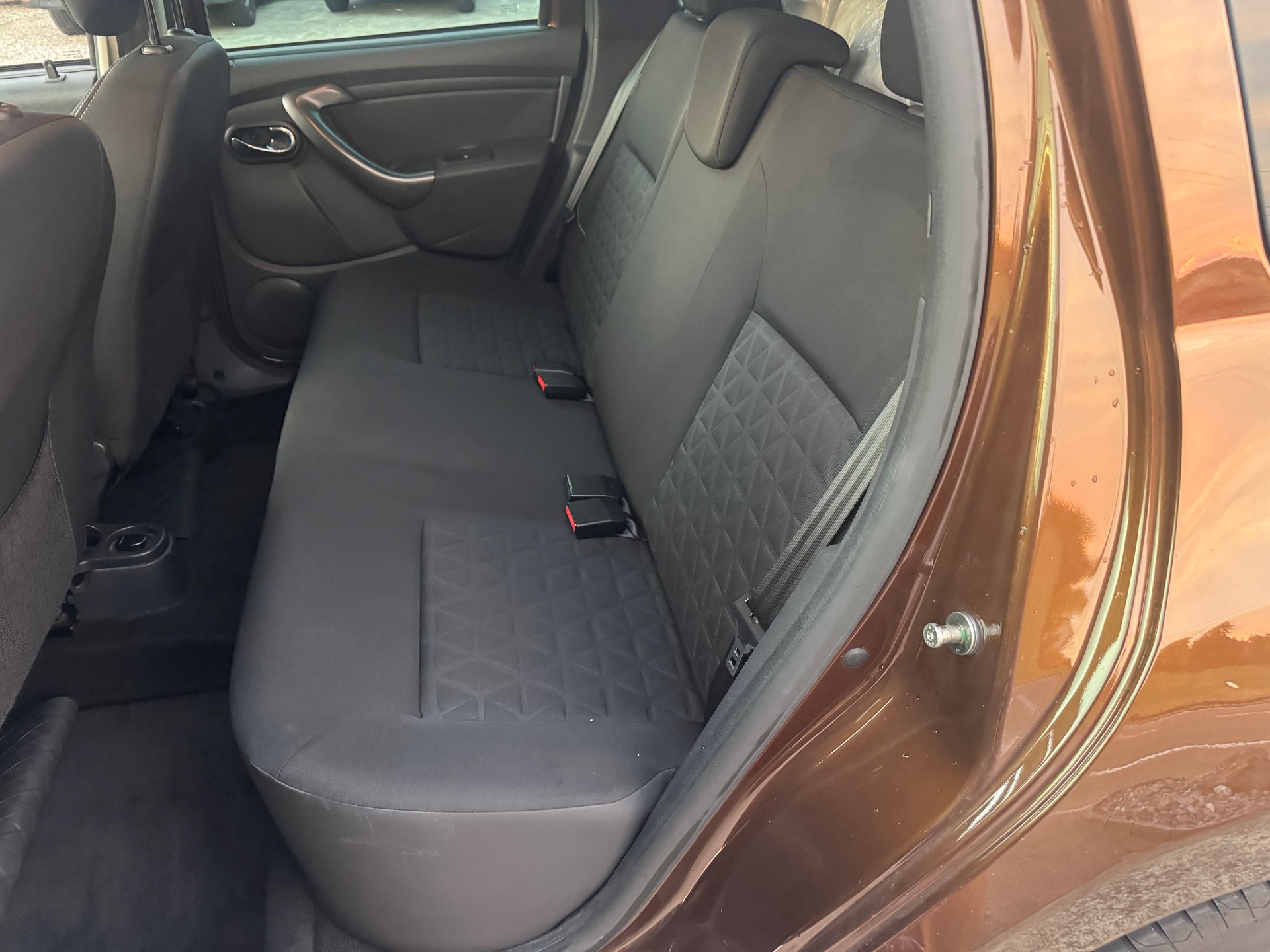 DACIA Duster 1.5 dCi Ambiance 4x4-image-11