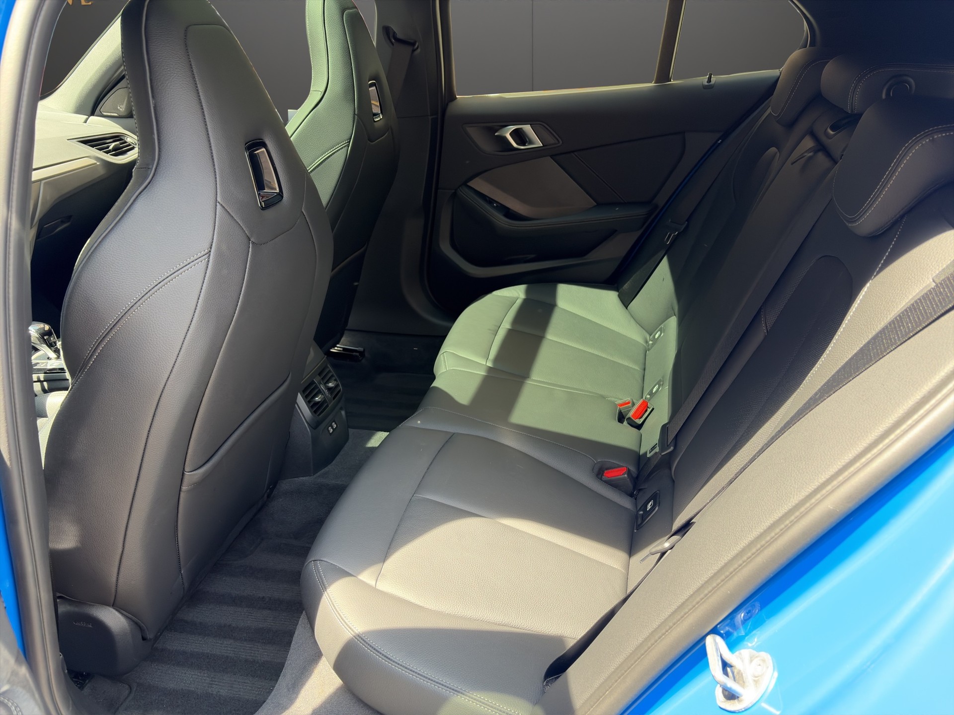 BMW 120i M Sport Steptronic-image-17