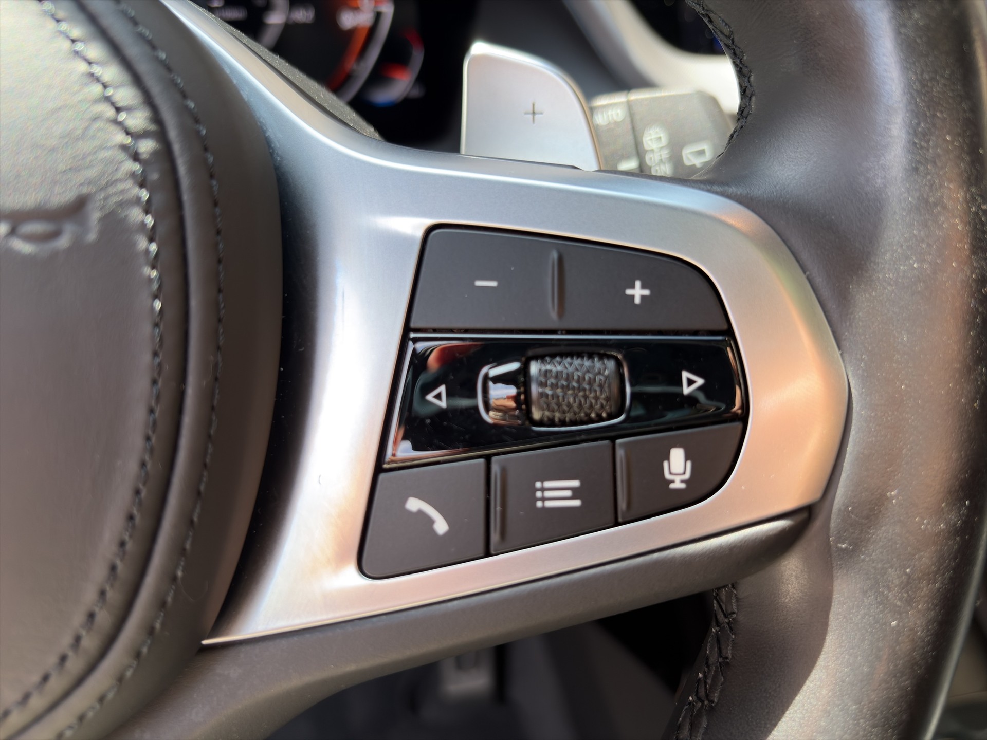 BMW 120i M Sport Steptronic-image-14