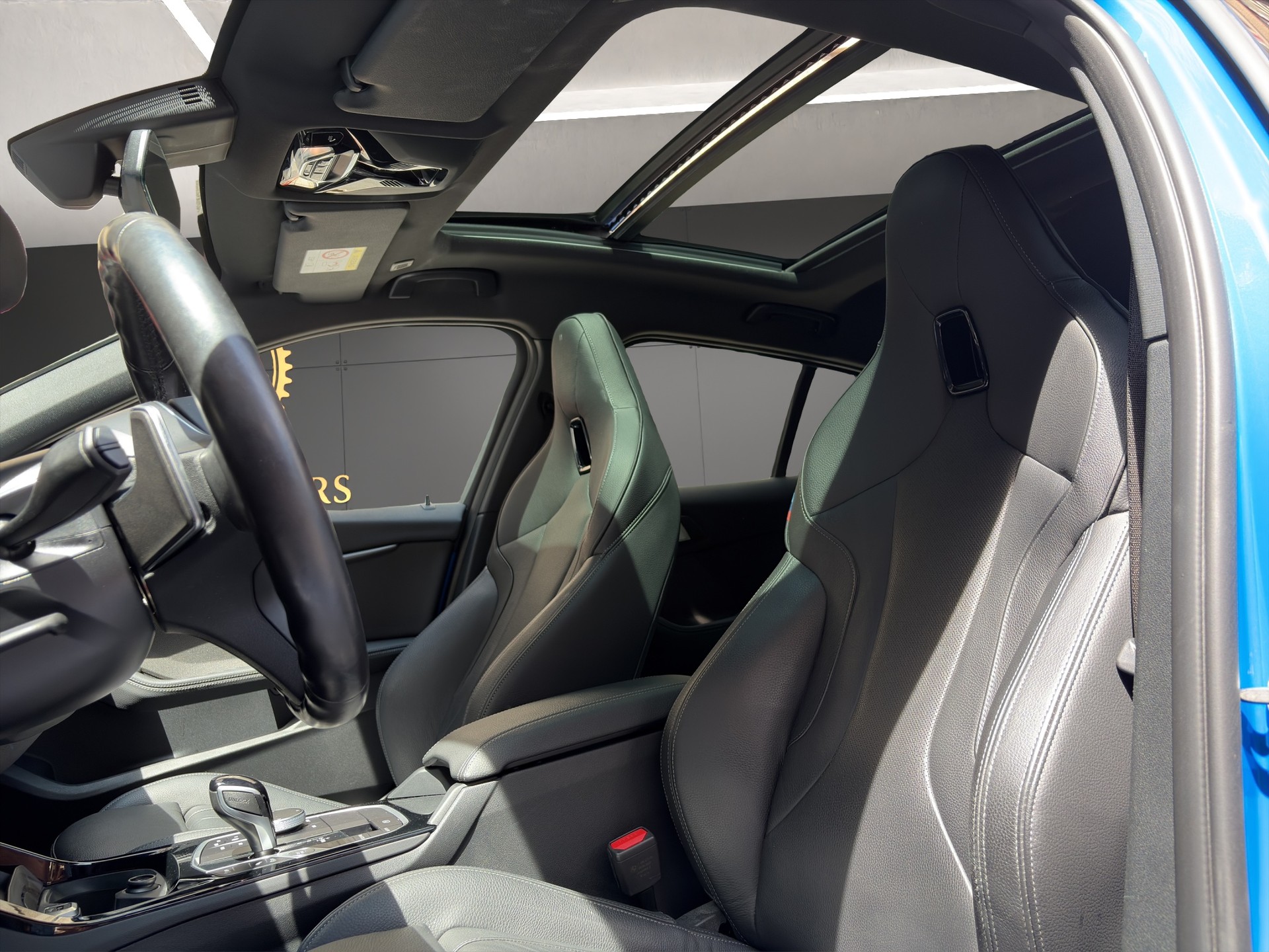 BMW 120i M Sport Steptronic-image-11