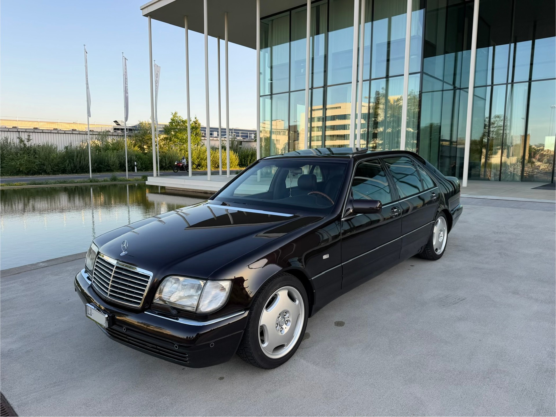MERCEDES-BENZ S 500-image-0