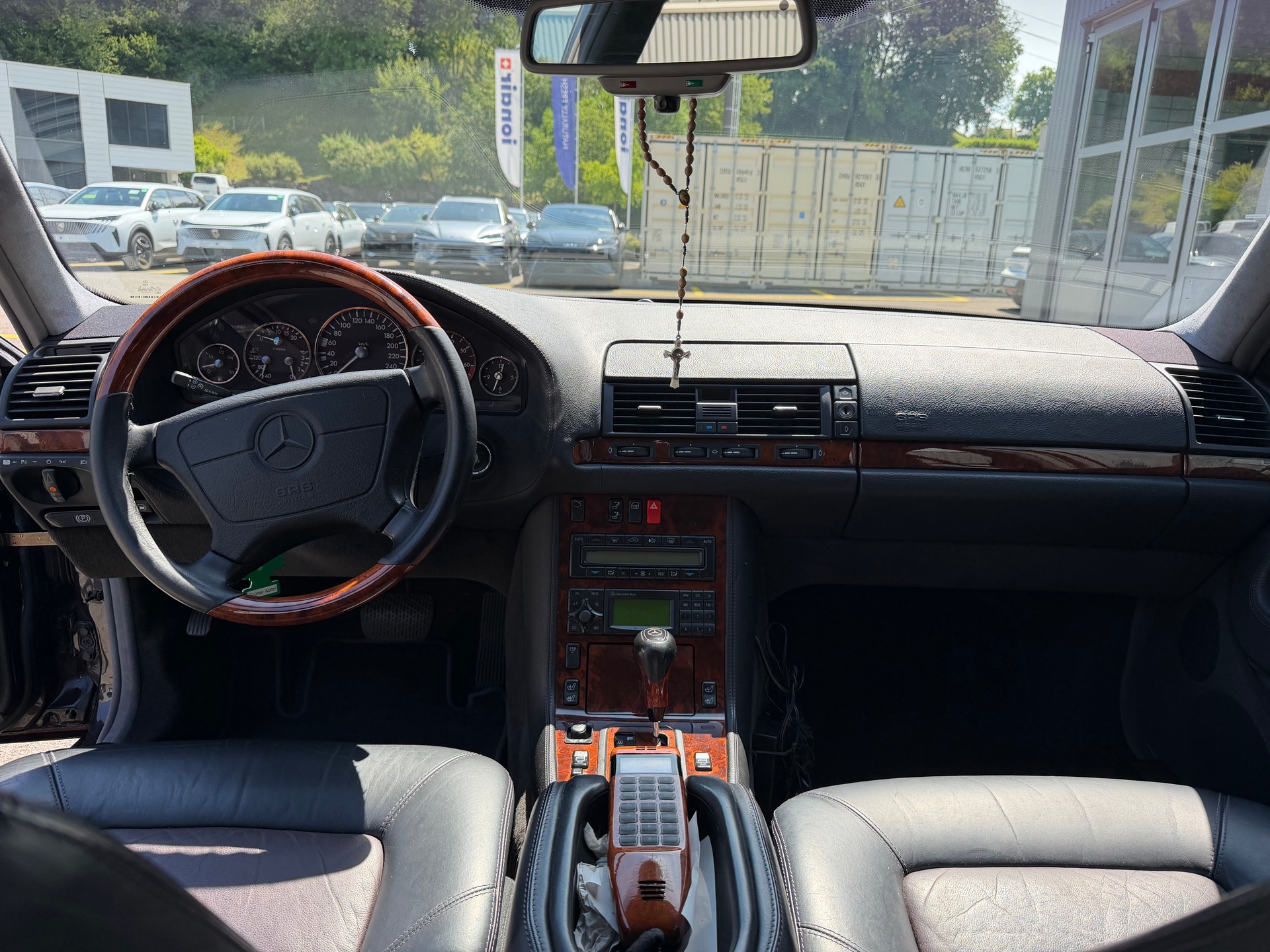 MERCEDES-BENZ S 500-image-19