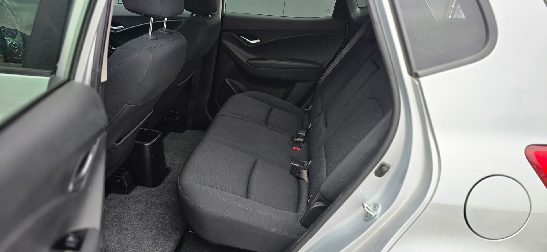 HYUNDAI 1.6 Style-image-3