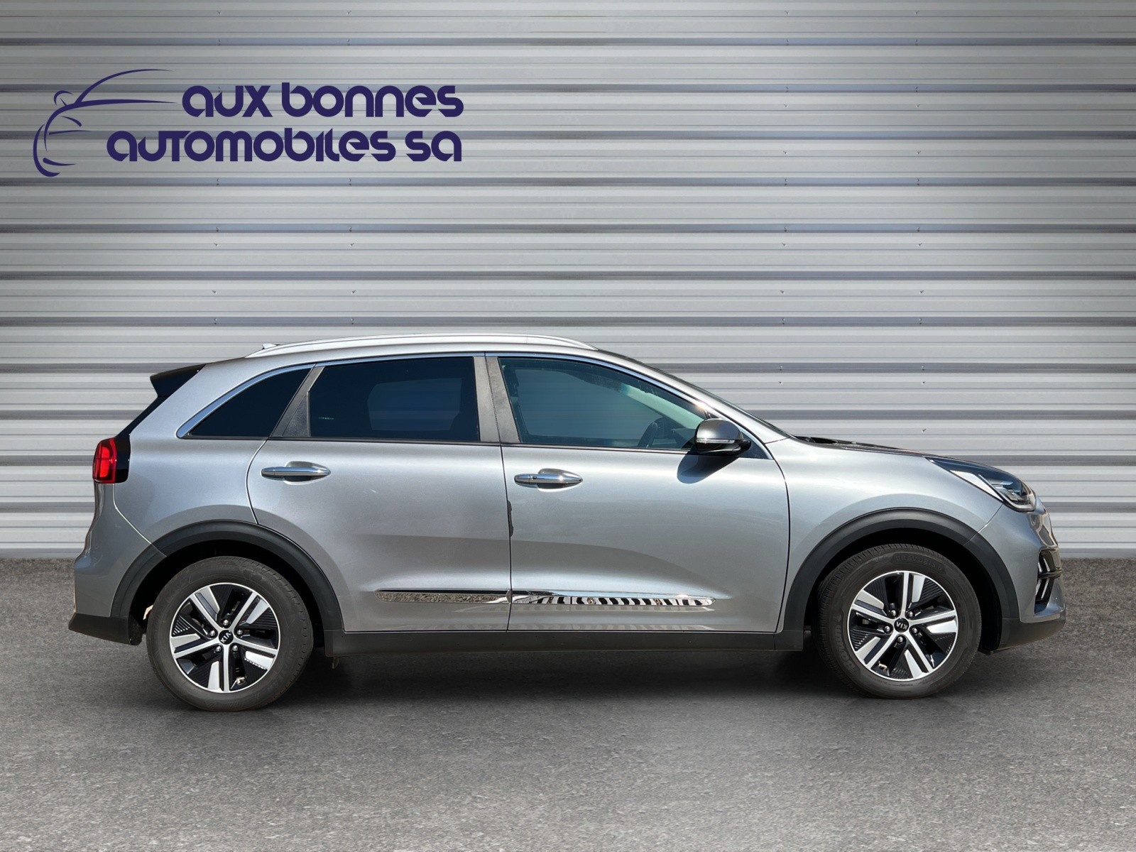 KIA Niro 1.6GDi Plug-in Hybrid Style DCT-image-5