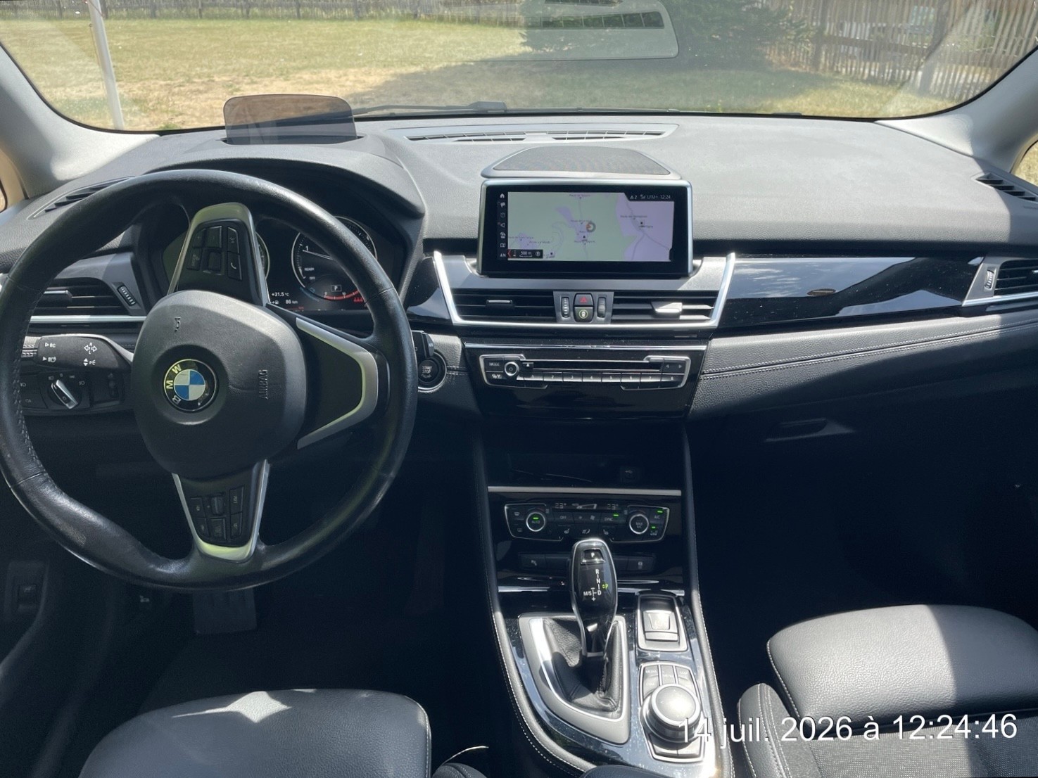 BMW 218d xDrive-image-5