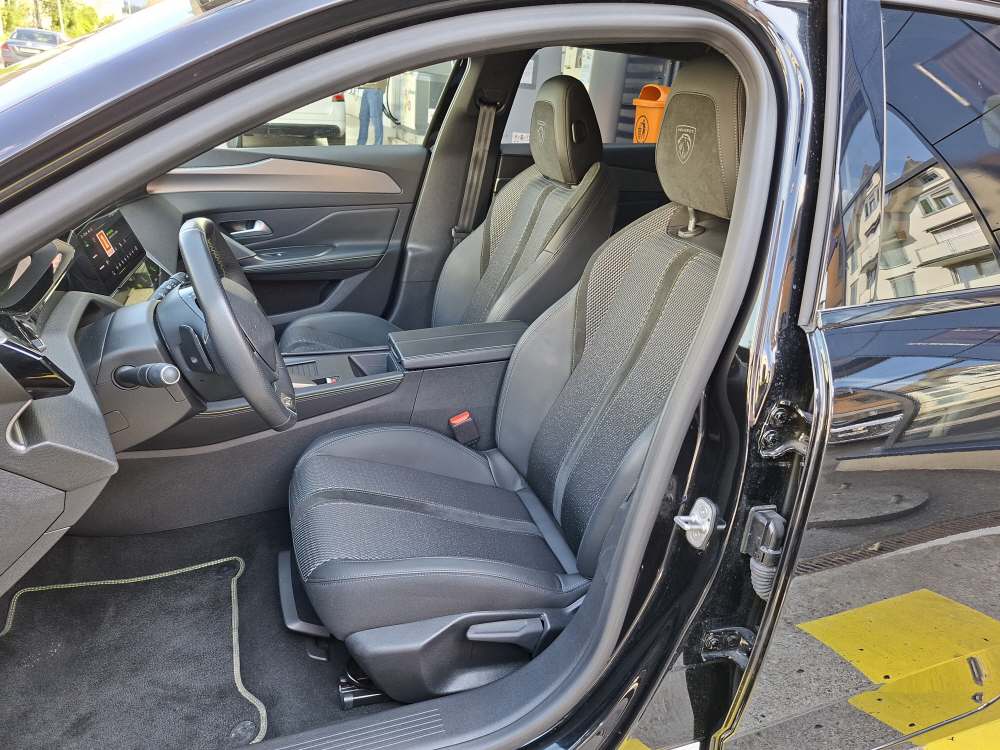 PEUGEOT 308 SW 1.2 Hybrid GT-image-6