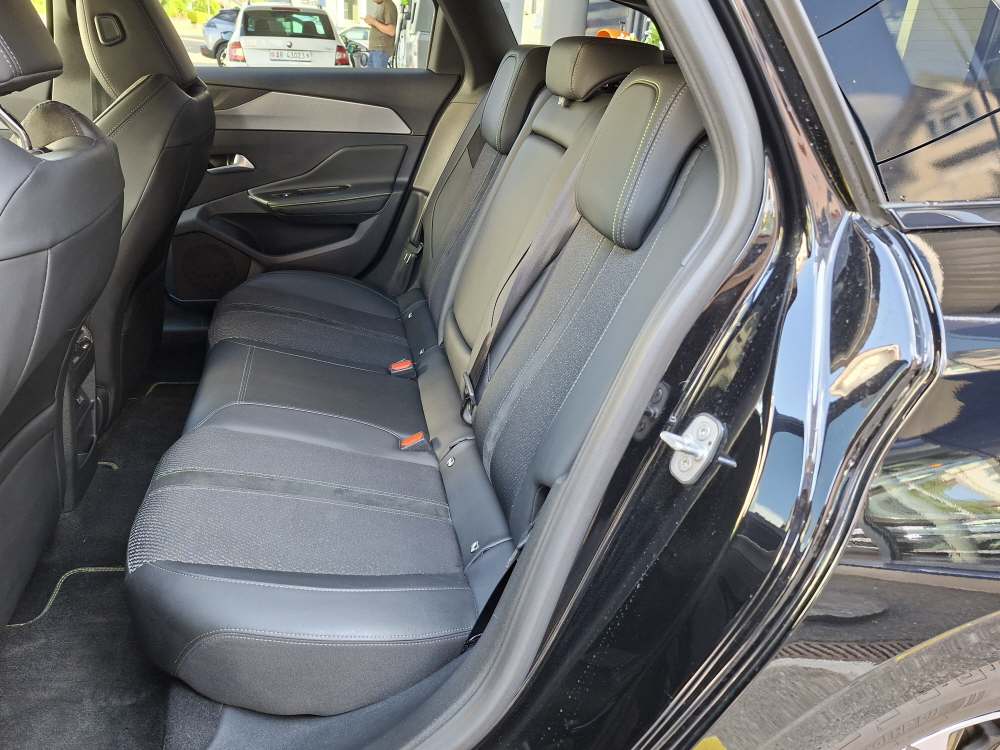 PEUGEOT 308 SW 1.2 Hybrid GT-image-7