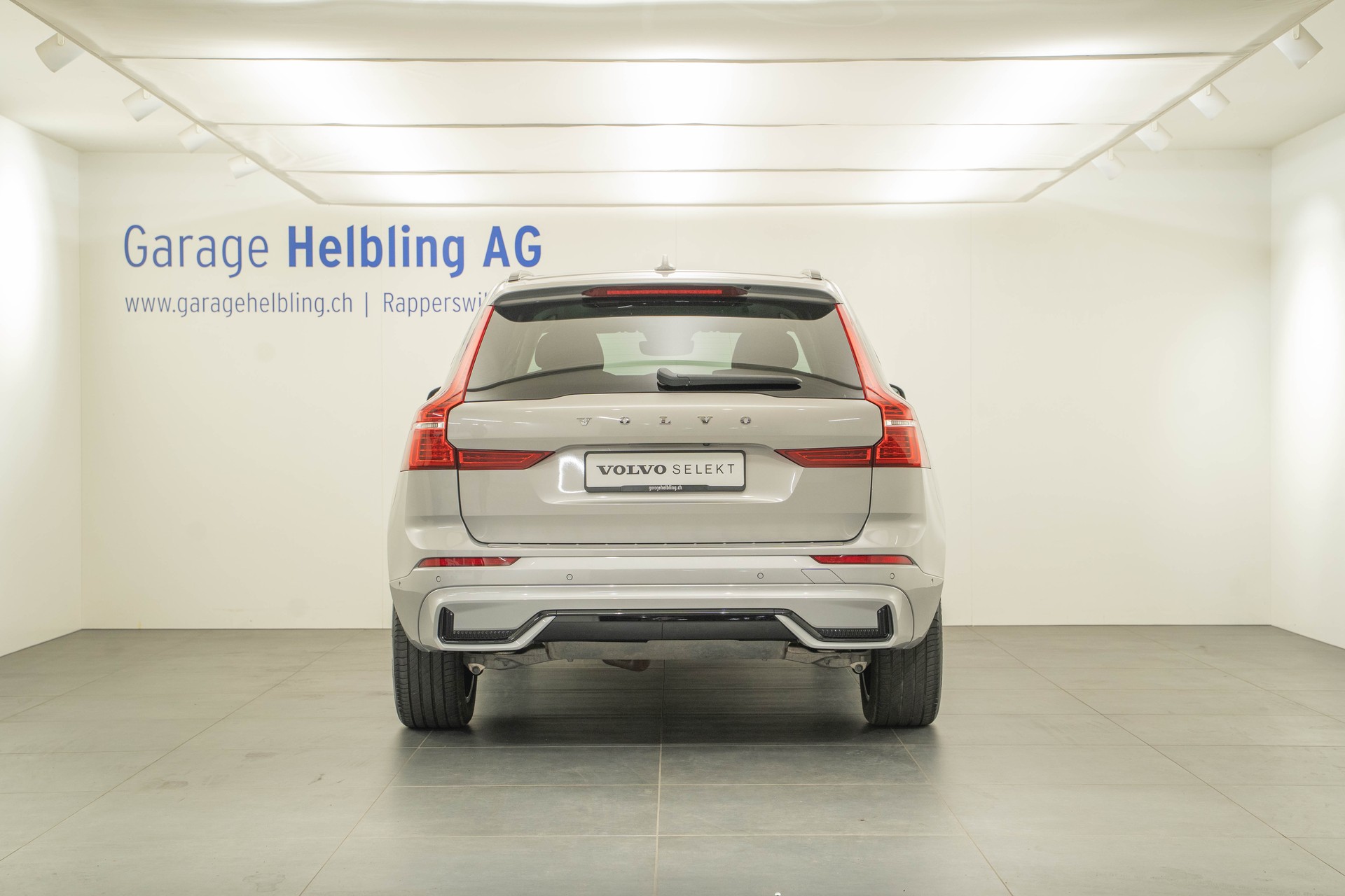 VOLVO XC60 2.0 T8 TE Ultimate Dark eAWD-image-3