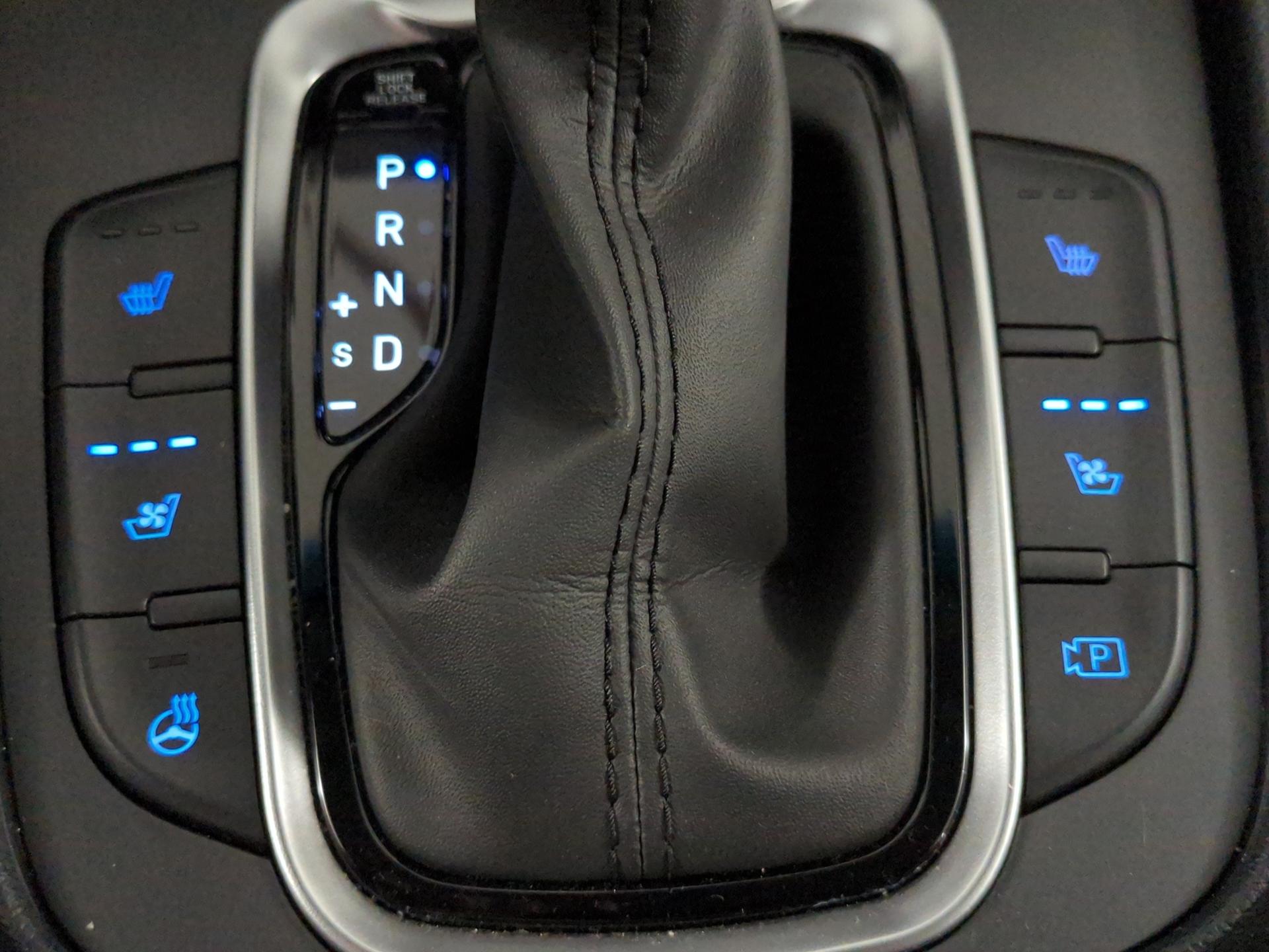 HYUNDAI Kona 1.6 GDi HEV Vertex DCT-image-23