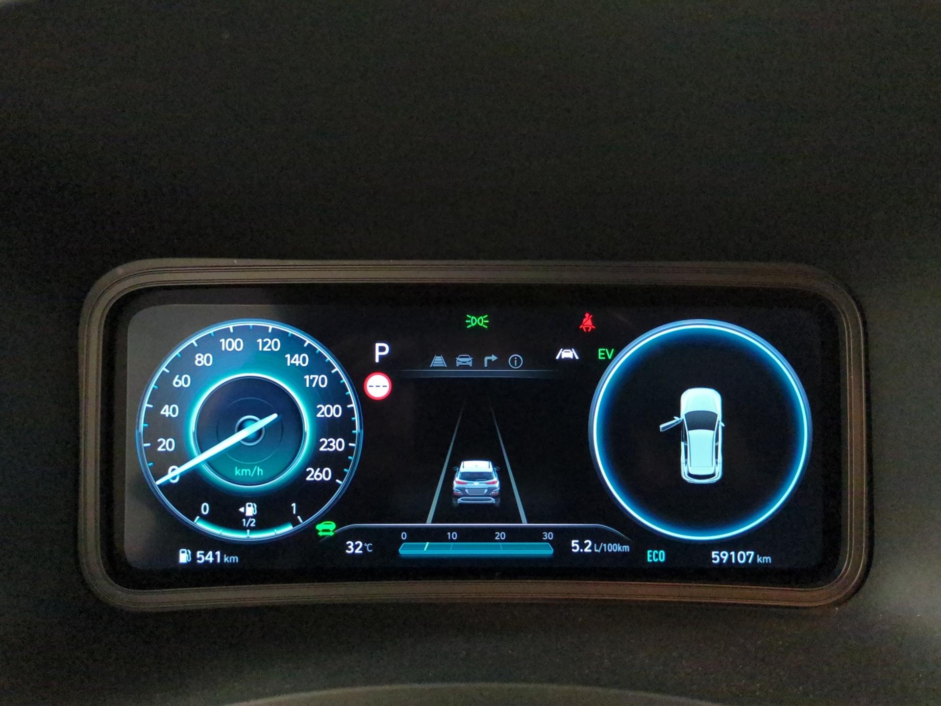 HYUNDAI Kona 1.6 GDi HEV Vertex DCT-image-10