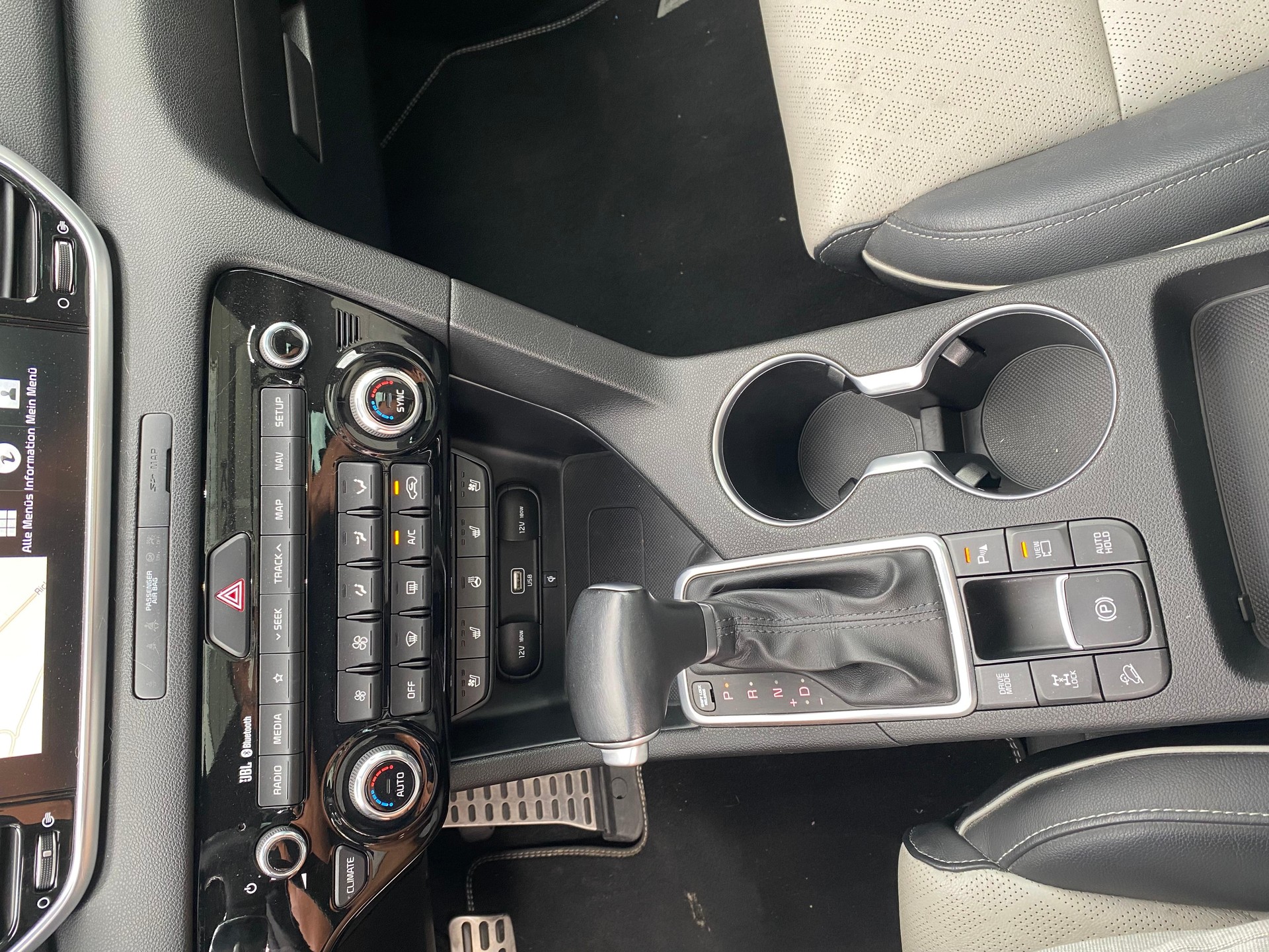 KIA Sportage 1.6 T-GDi Style GT-Line-image-12