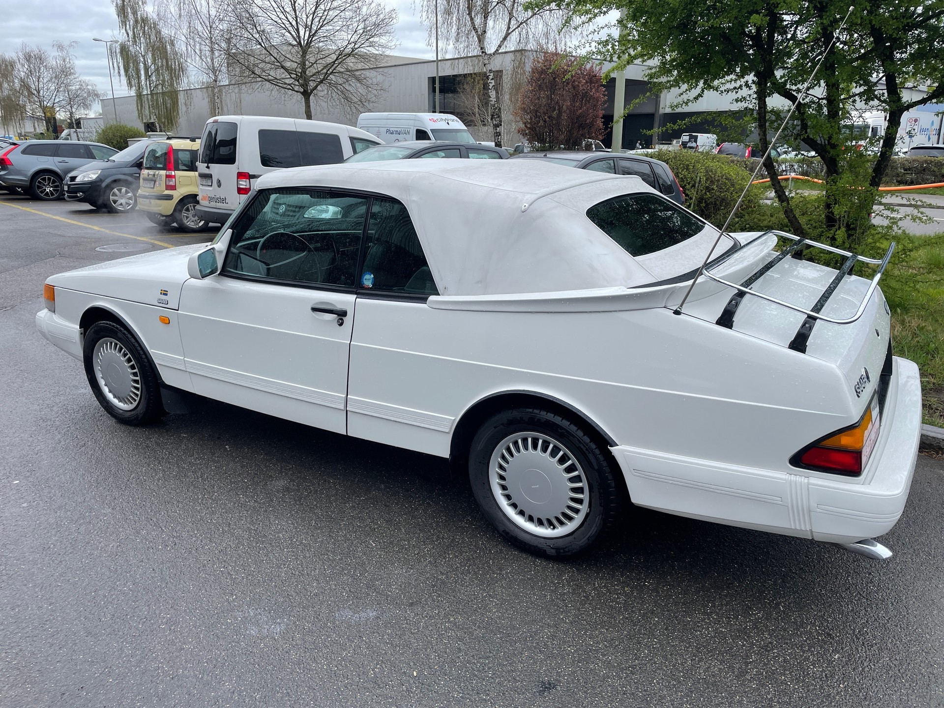 SAAB 900i 2.0-16-image-5