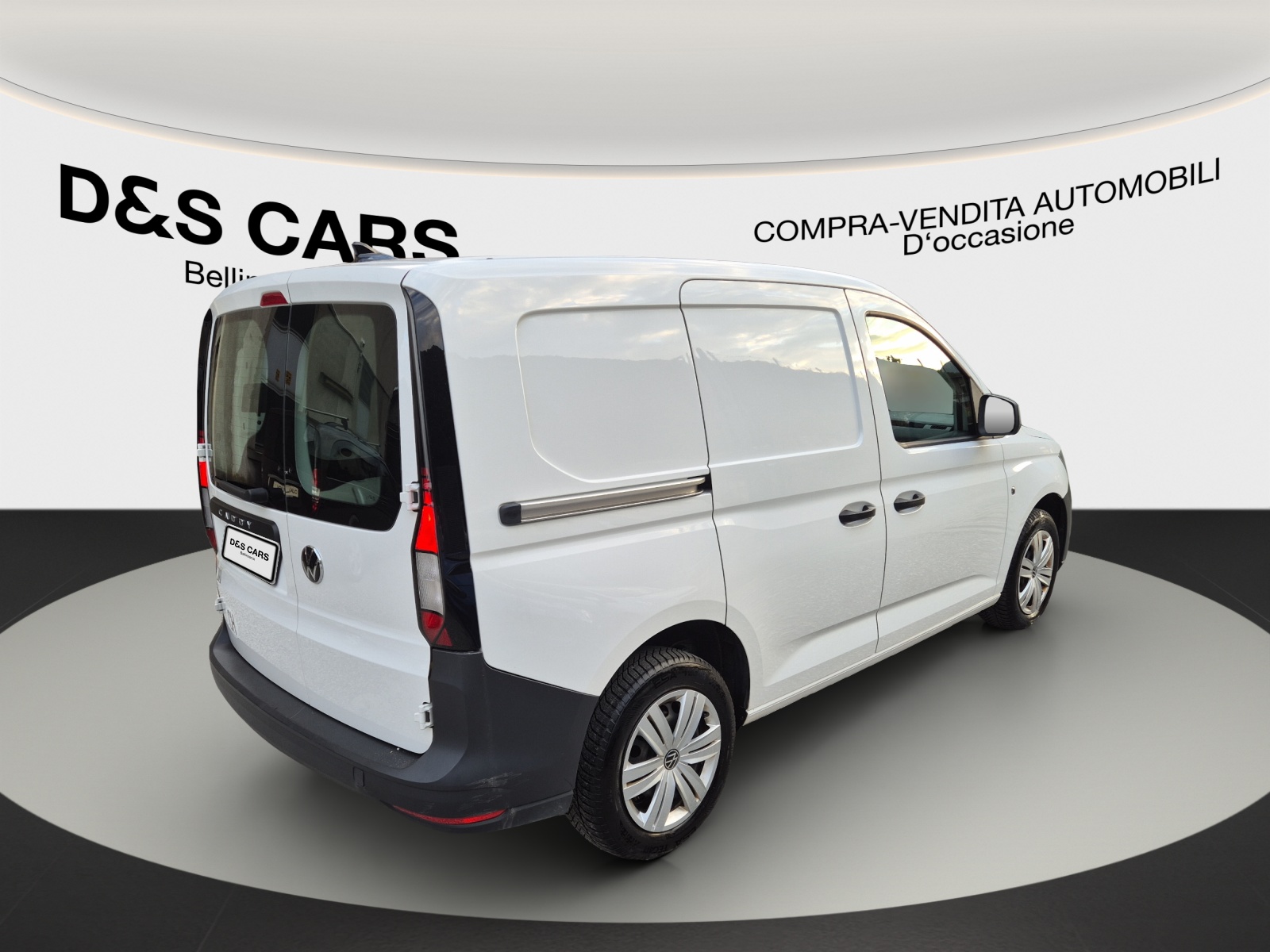 VW Caddy Kombi 2.0TDI Entry-image-5