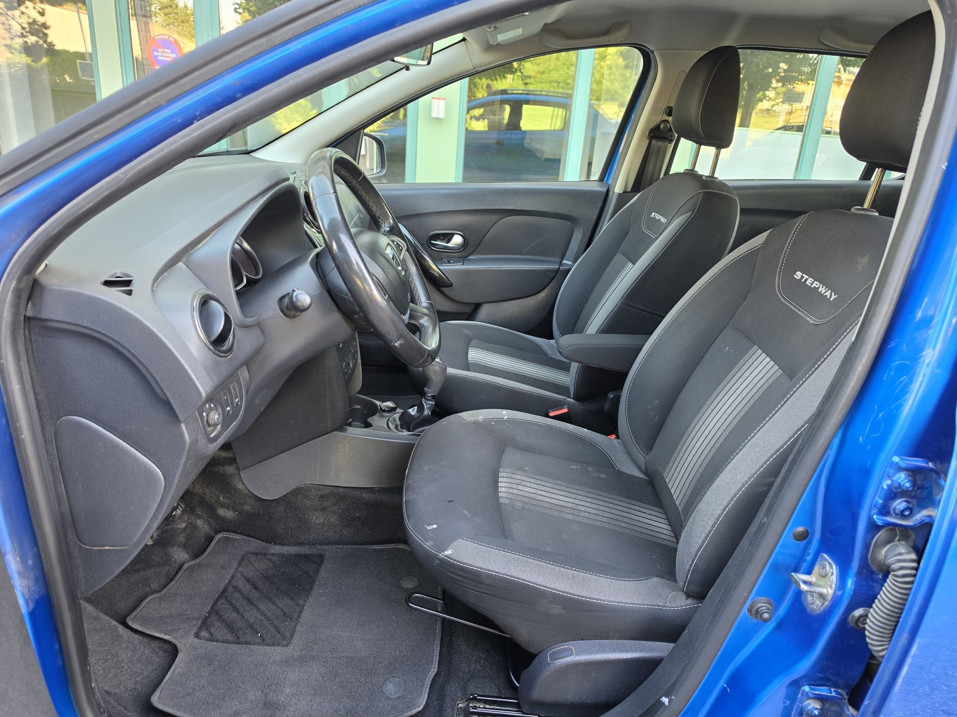 DACIA Sandero TCe 90 Stepway Unlimited 2 Automatic-image-8