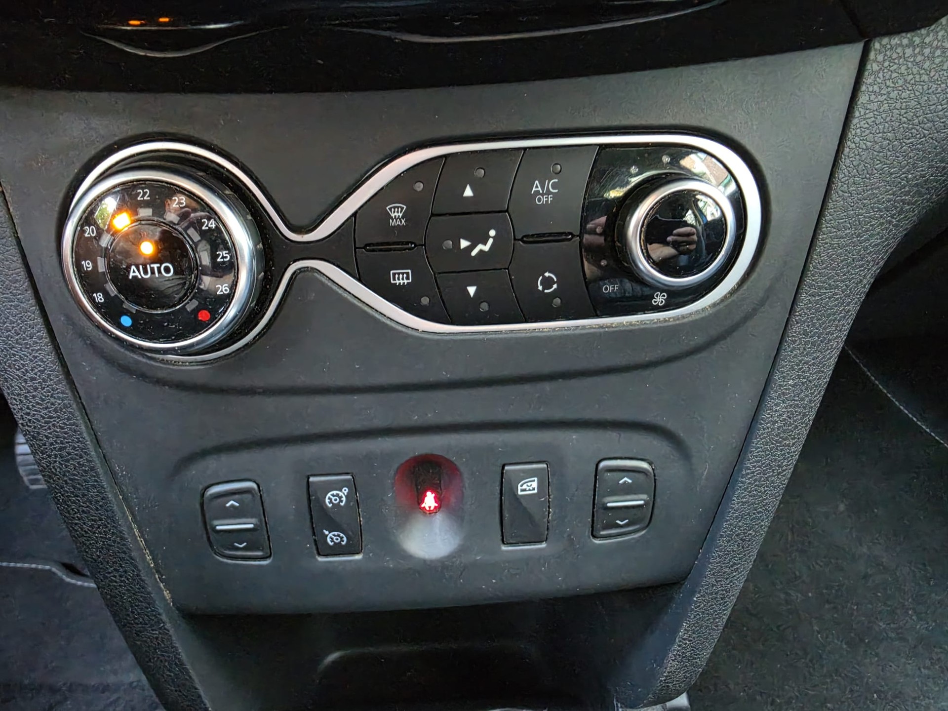 DACIA Sandero TCe 90 Stepway Unlimited 2 Automatic-image-16