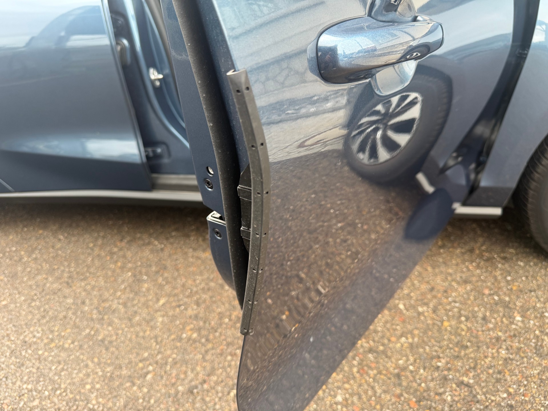 FORD Focus Station Wagon 1.0i EcoB Hybrid 155 Titanium-image-10