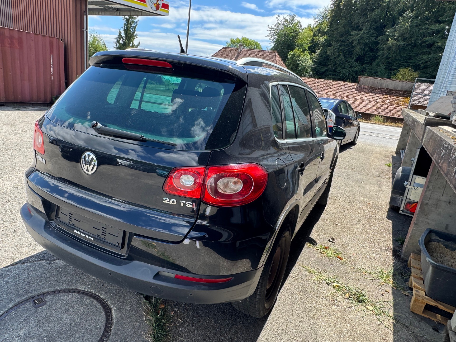 VW Tiguan 2.0 TSI Trend&Fun Tiptronic-image-5