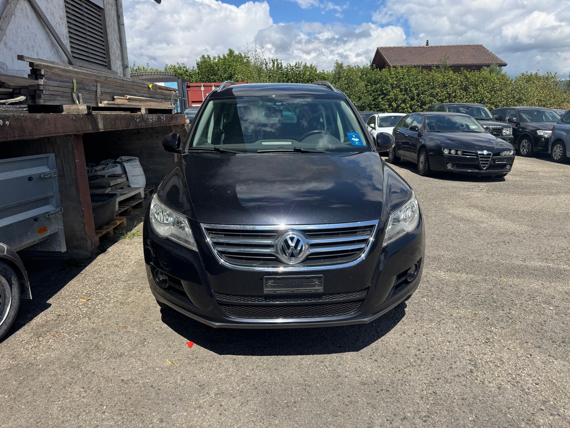 VW Tiguan 2.0 TSI Trend&Fun Tiptronic-image-0