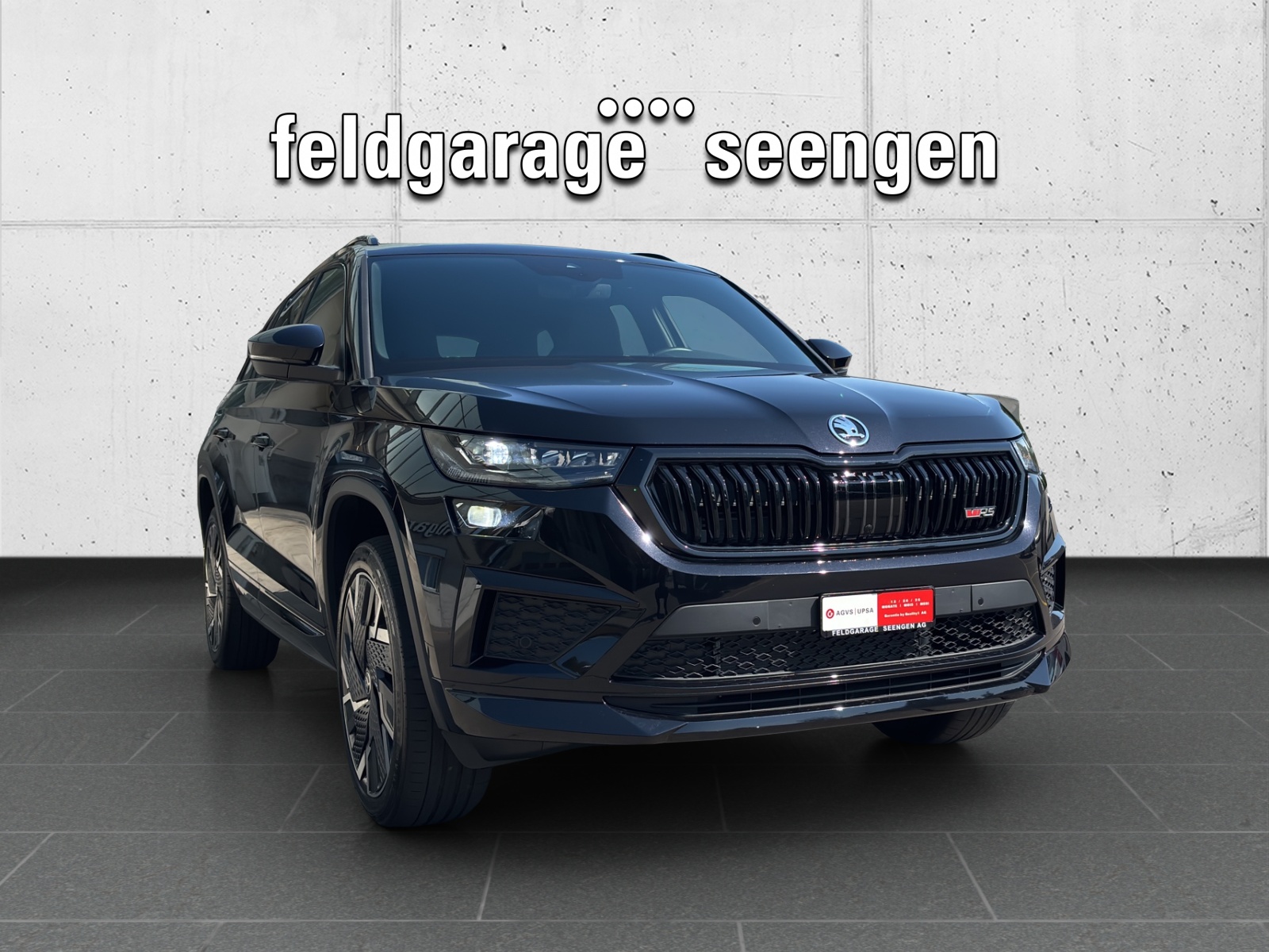 SKODA Kodiaq 2.0 TSI 4x4 RS DSG mit AHK & elektr. Vordersitze mit Memory-image-2