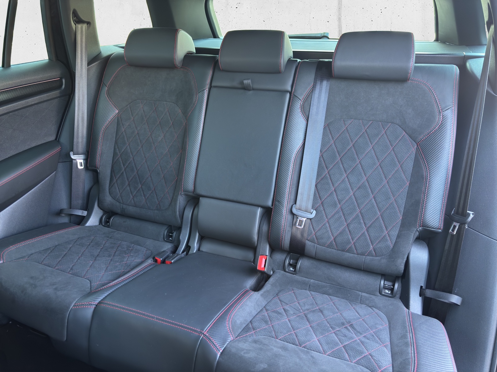 SKODA Kodiaq 2.0 TSI 4x4 RS DSG mit AHK & elektr. Vordersitze mit Memory-image-29