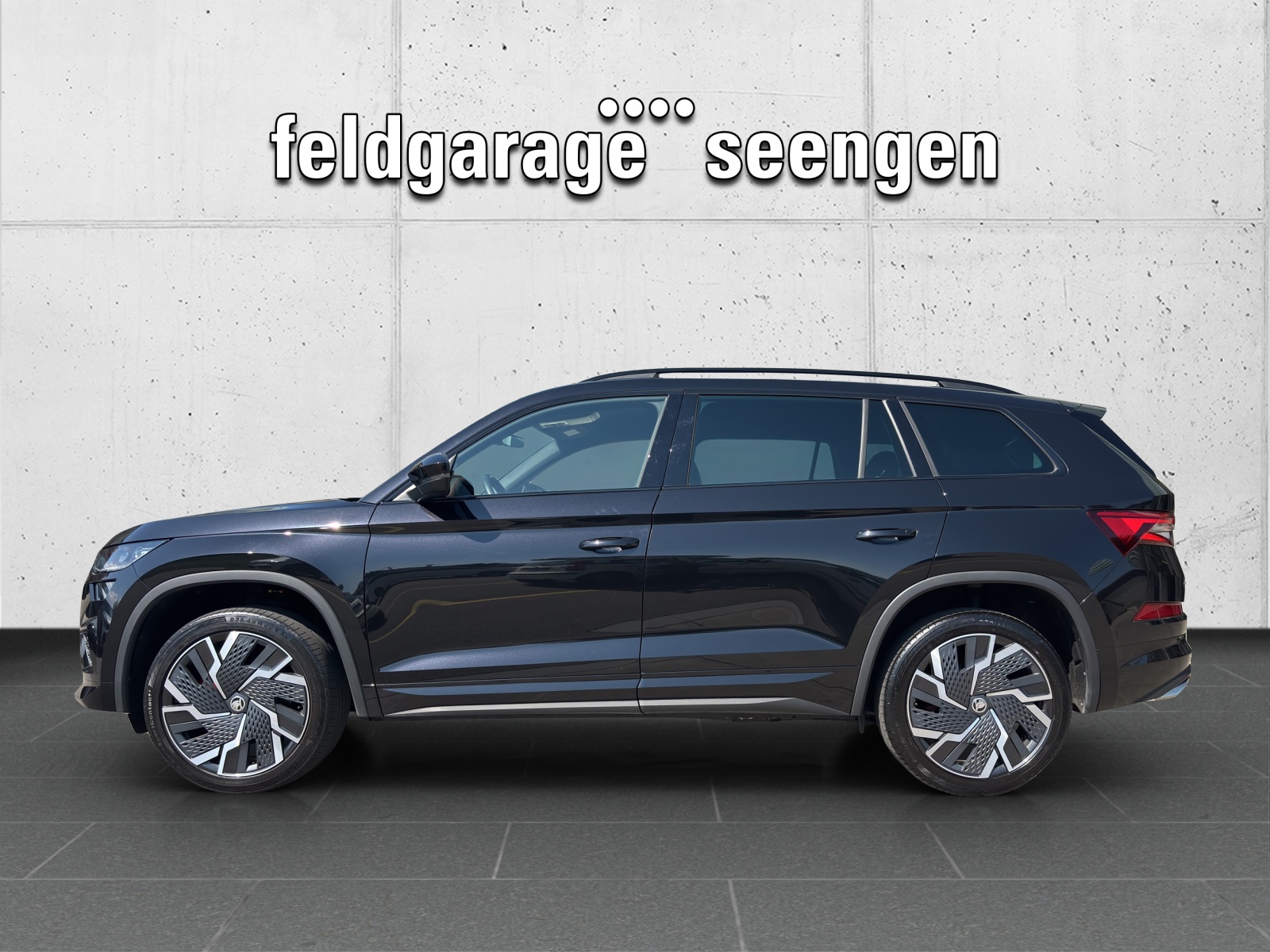 SKODA Kodiaq 2.0 TSI 4x4 RS DSG mit AHK & elektr. Vordersitze mit Memory-image-1