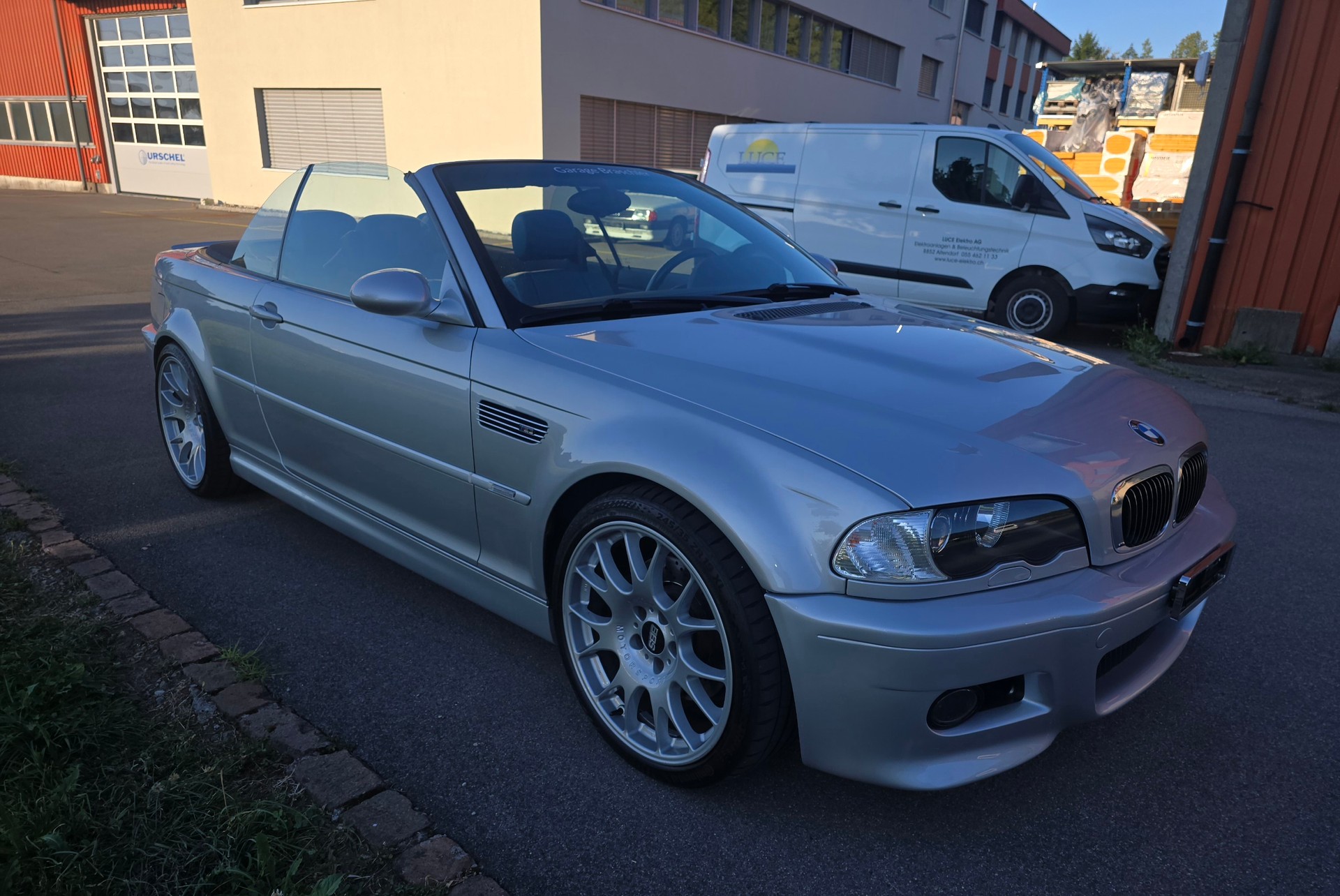 BMW M3 Cabriolet-showroom-element-3