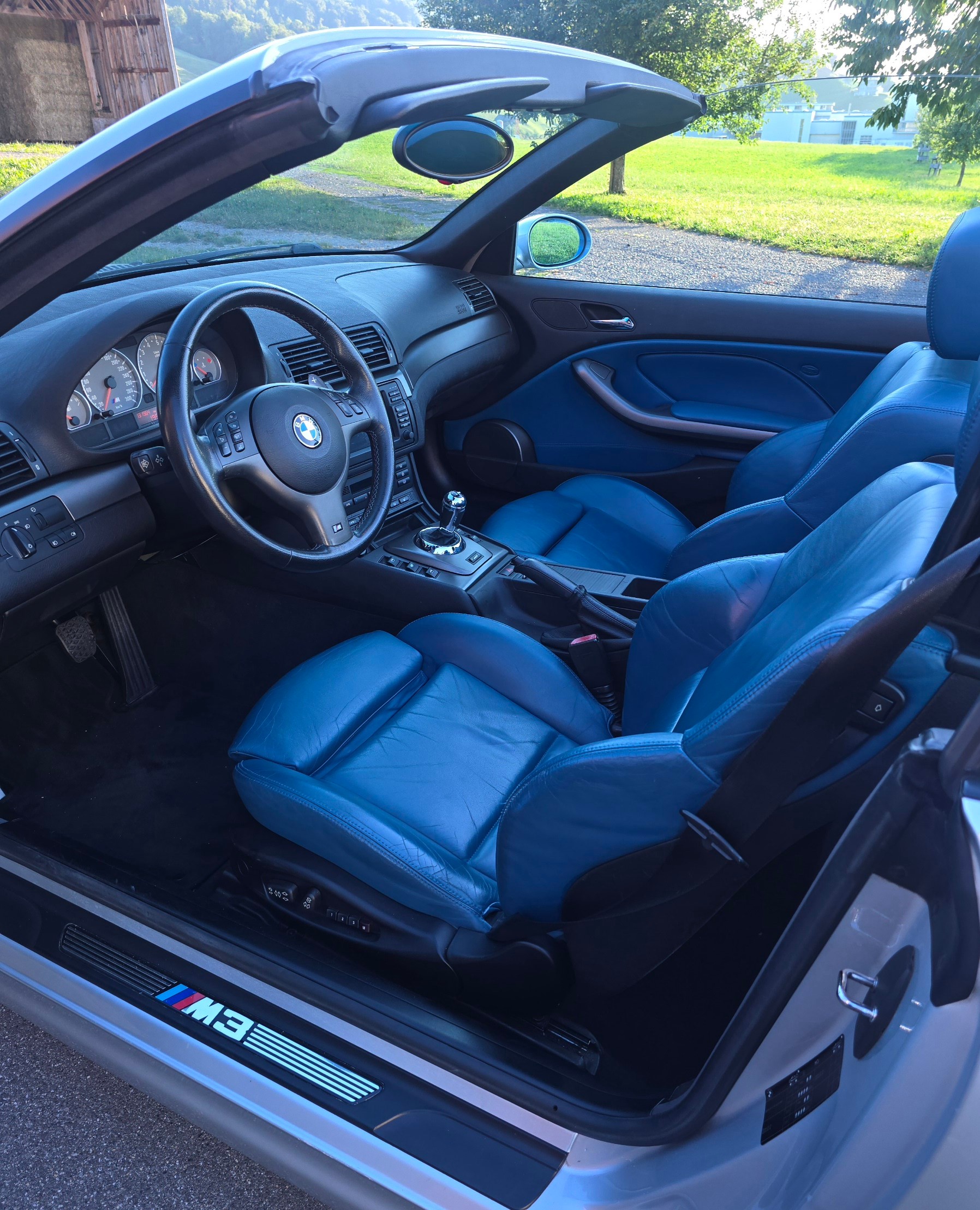 BMW M3 Cabriolet-image-11