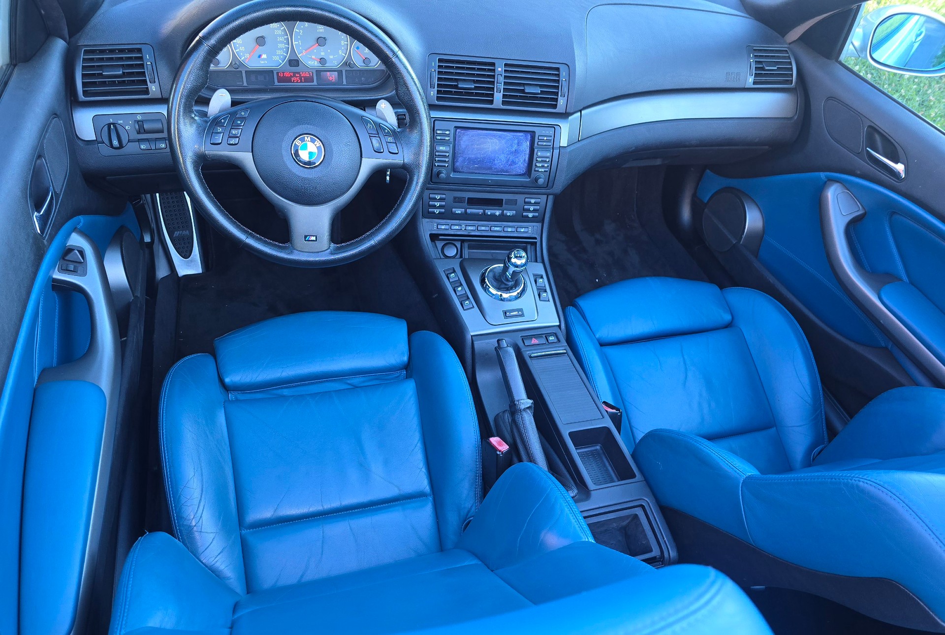 BMW M3 Cabriolet-image-9