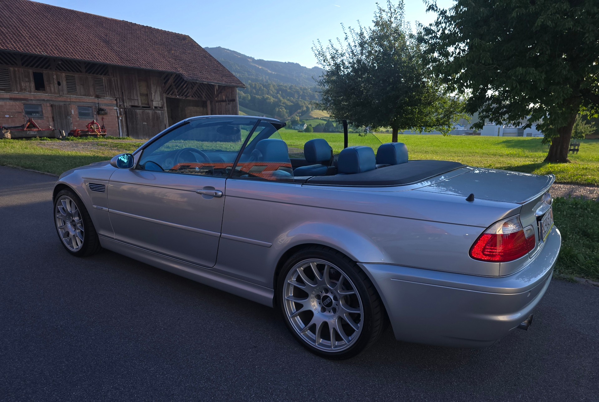 BMW M3 Cabriolet-image-4