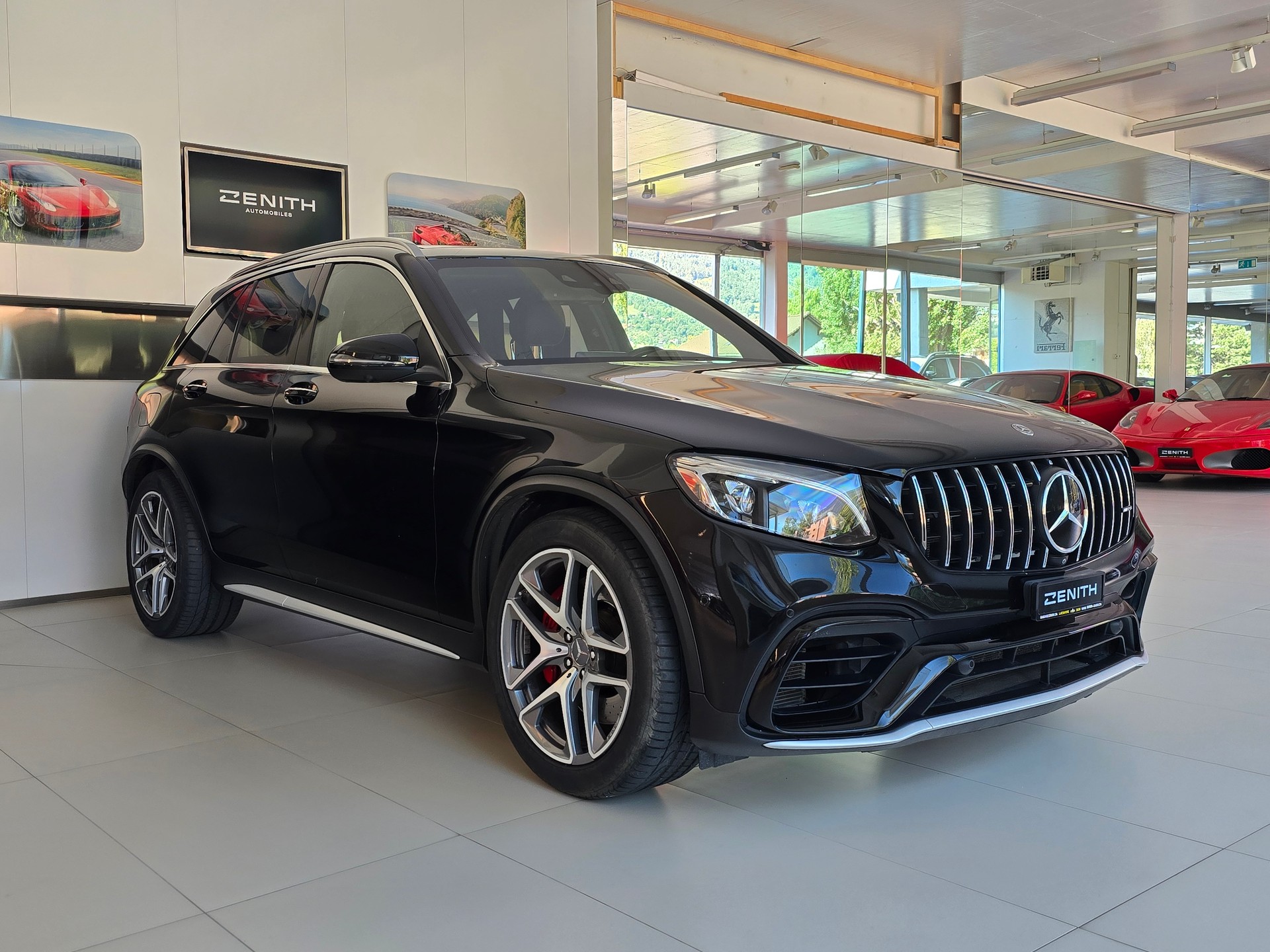 MERCEDES-BENZ GLC 63 S AMG 4Matic+ 9G-Tronic-image-2