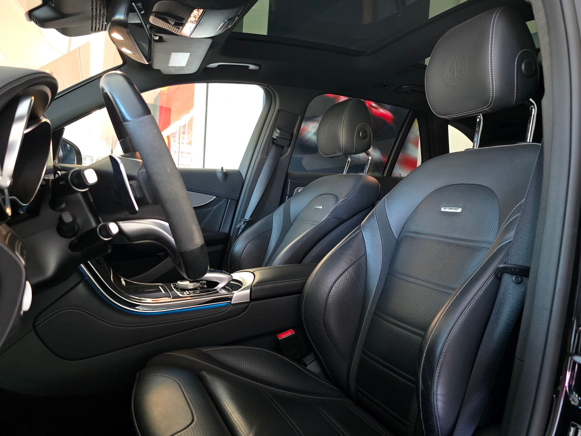 MERCEDES-BENZ GLC 63 S AMG 4Matic+ 9G-Tronic-image-8
