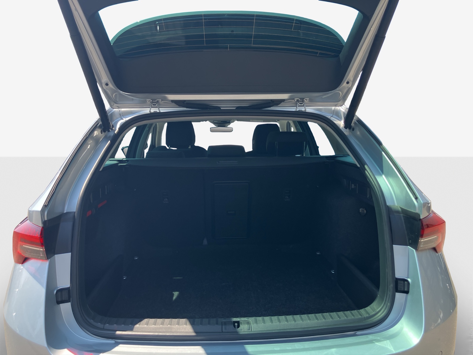 SKODA Octavia Combi 1.5 TSI mHEV DSG Dynamic-image-12