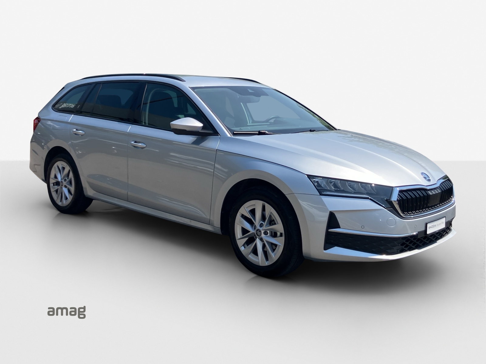 SKODA Octavia Combi 1.5 TSI mHEV DSG Dynamic-image-5