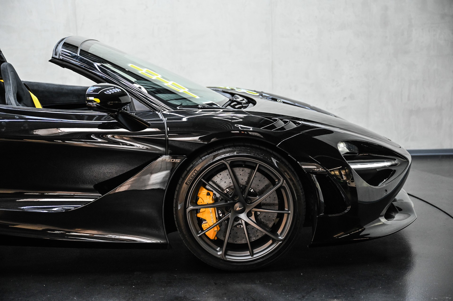 McLAREN 750S Spider-image-19