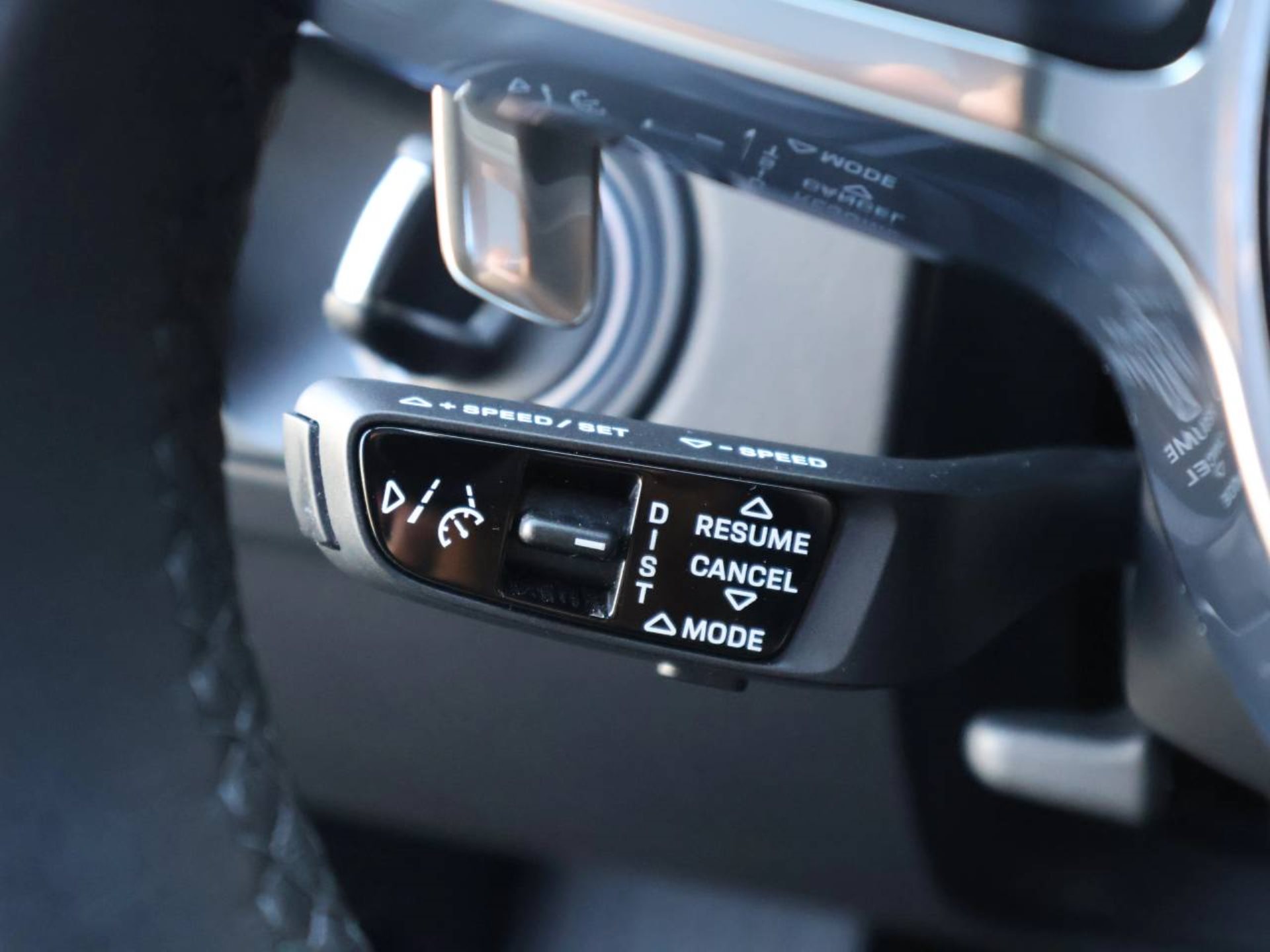 PORSCHE Cayenne E-Hybrid Platinum Edition-image-26