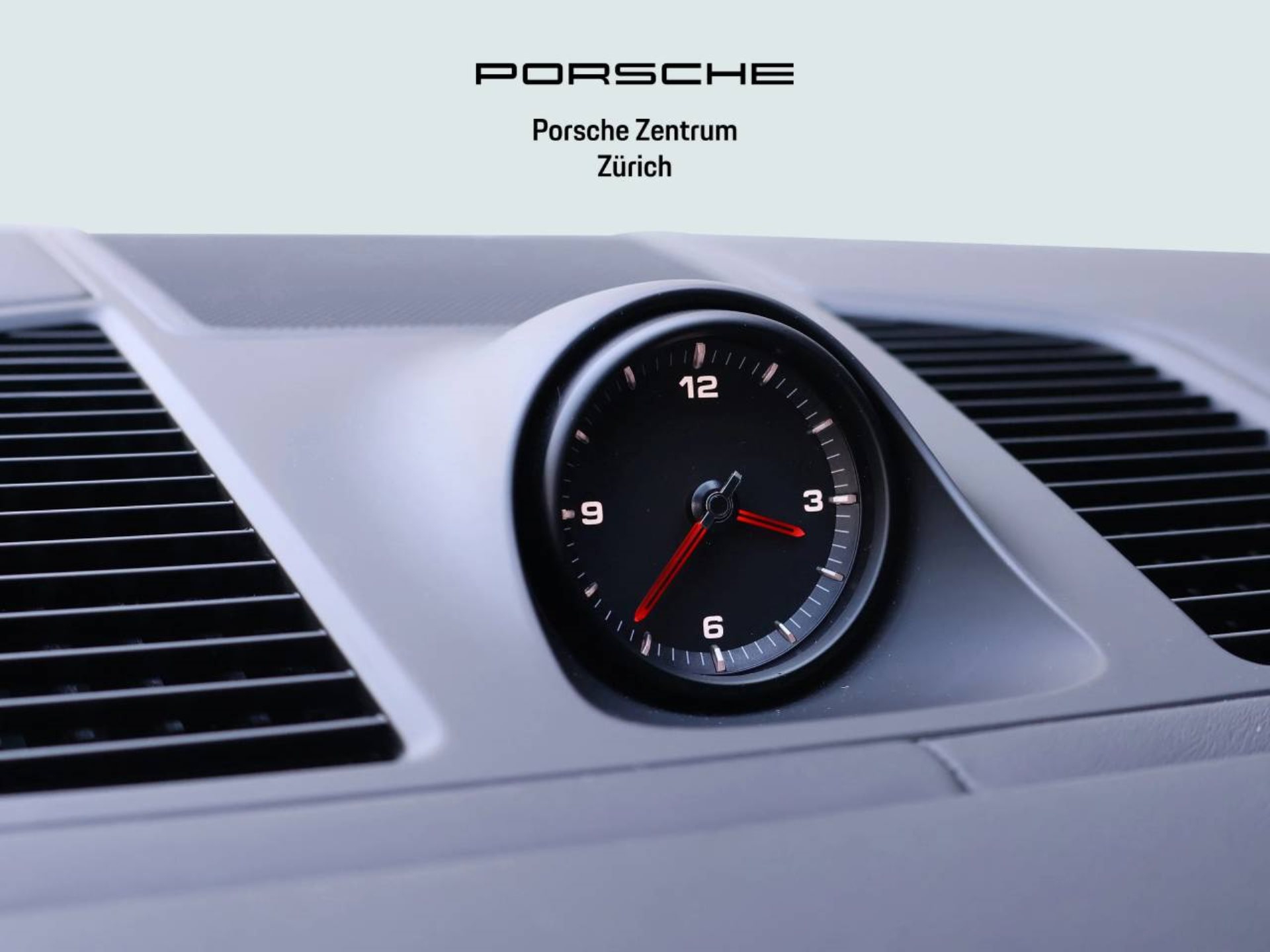 PORSCHE Cayenne E-Hybrid Platinum Edition-image-28