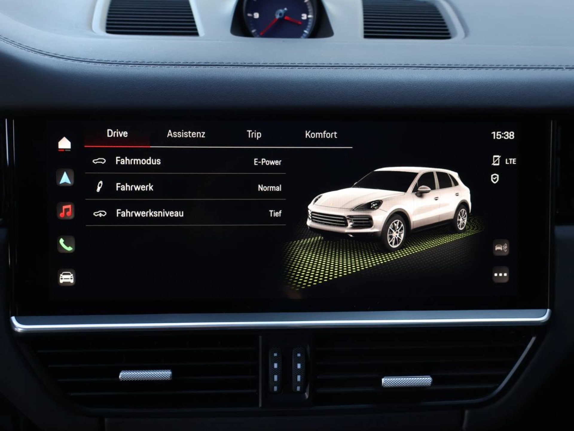 PORSCHE Cayenne E-Hybrid Platinum Edition-image-21