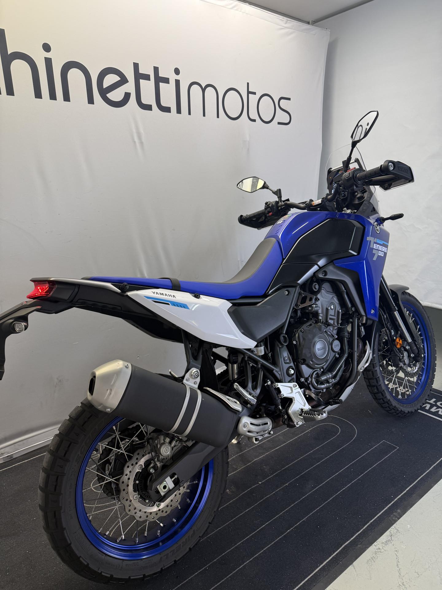 YAMAHA Tenere 700-showroom-element-3