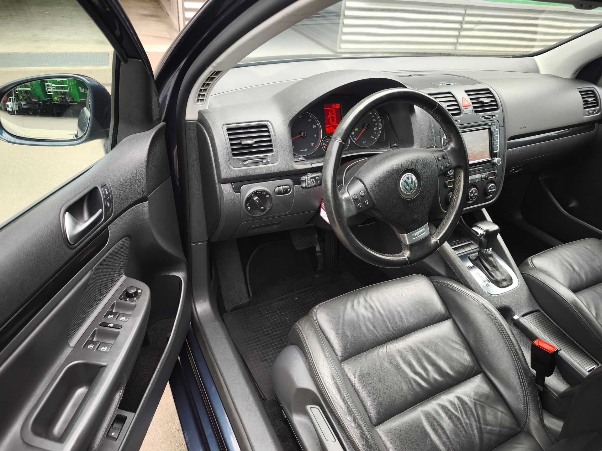 VW Golf 1.4 TSI GT Sport DSG-image-13