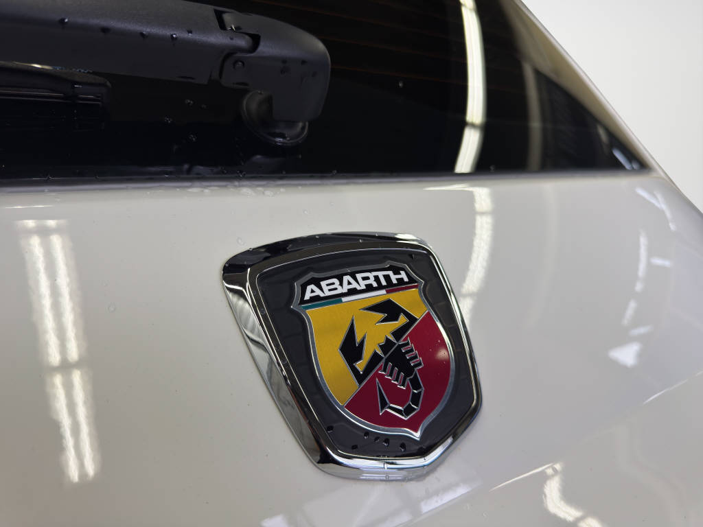 FIAT 500 Abarth 1.4 T-Jet 135 Custom-image-16