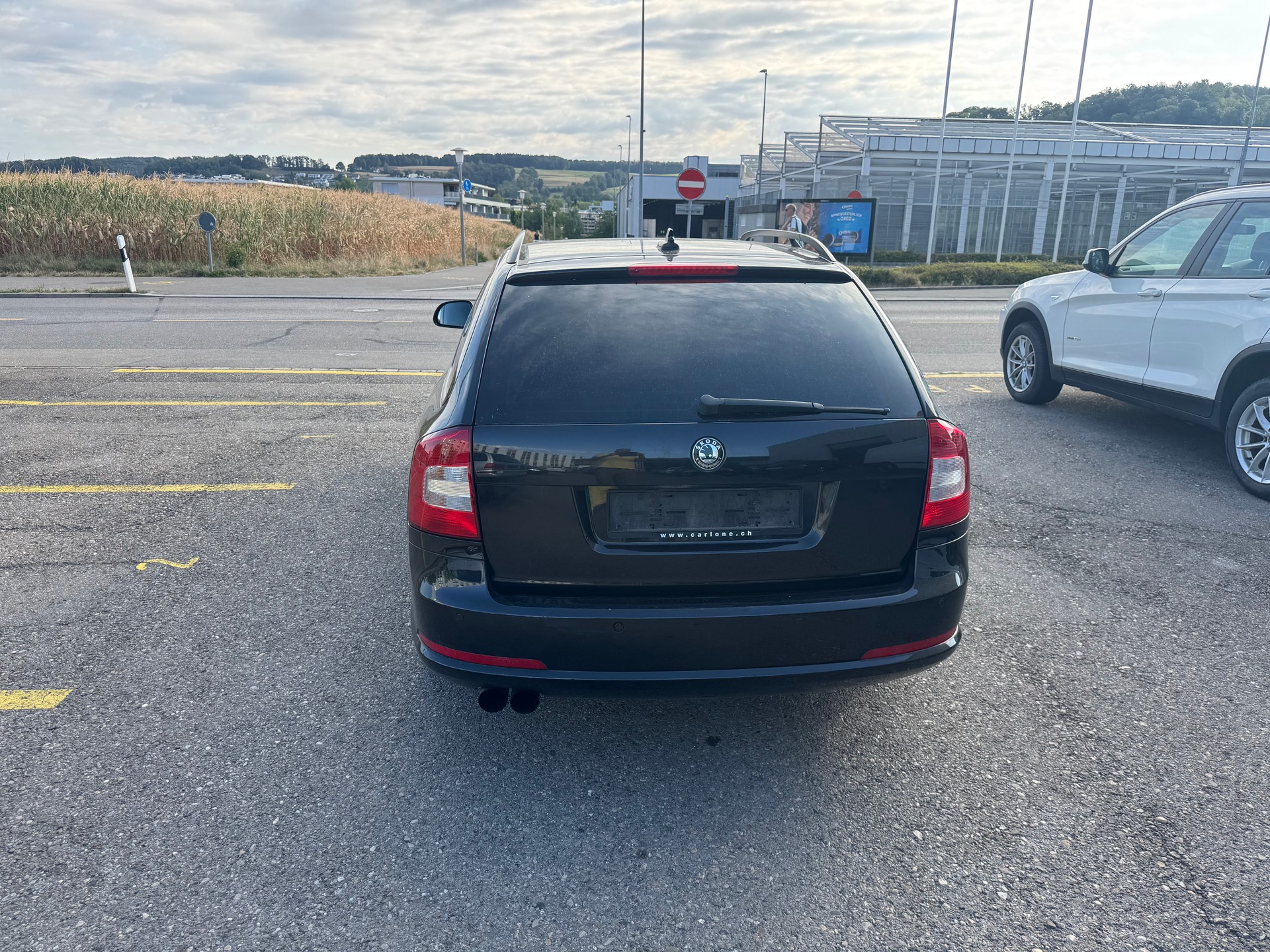 SKODA Octavia Combi 2.0 TSI RS-image-6