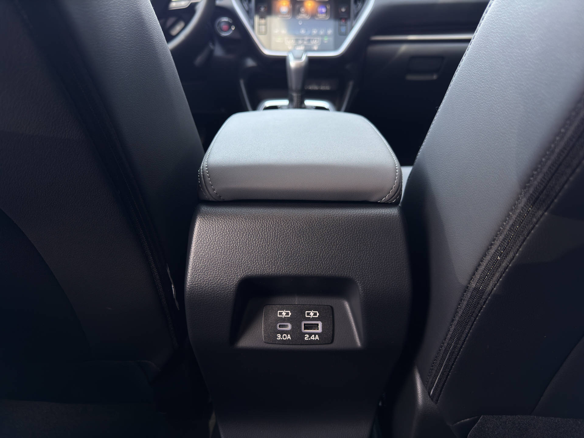 SUBARU Impreza 2.0i e-Boxer Luxury-image-13