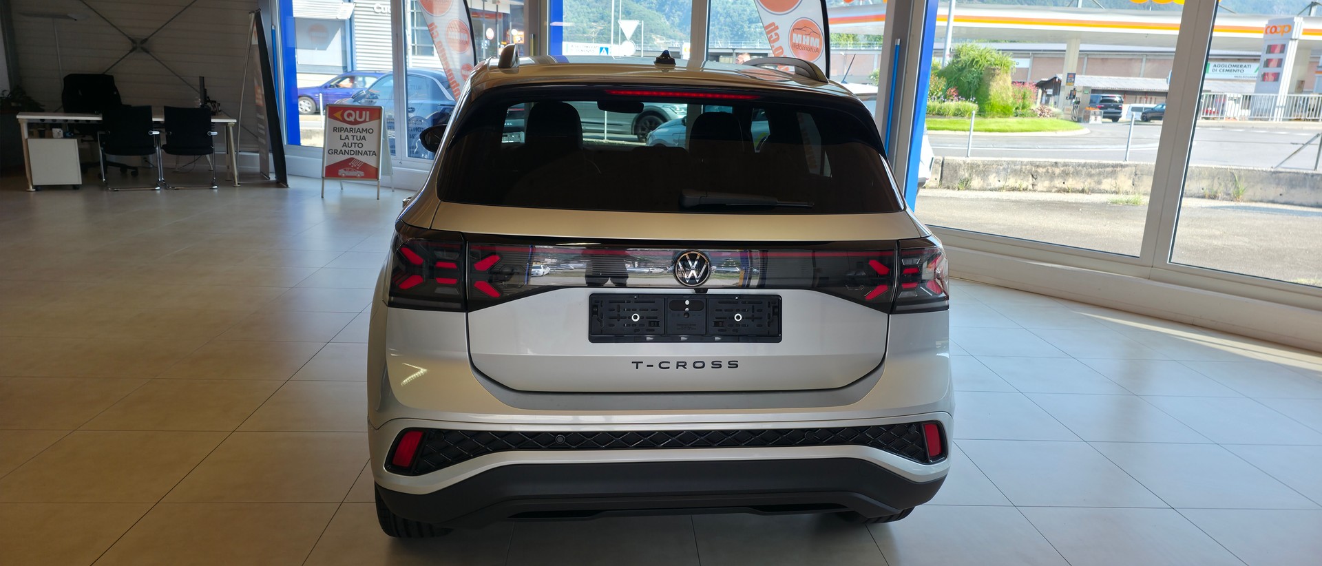 VW R-Line-image-4