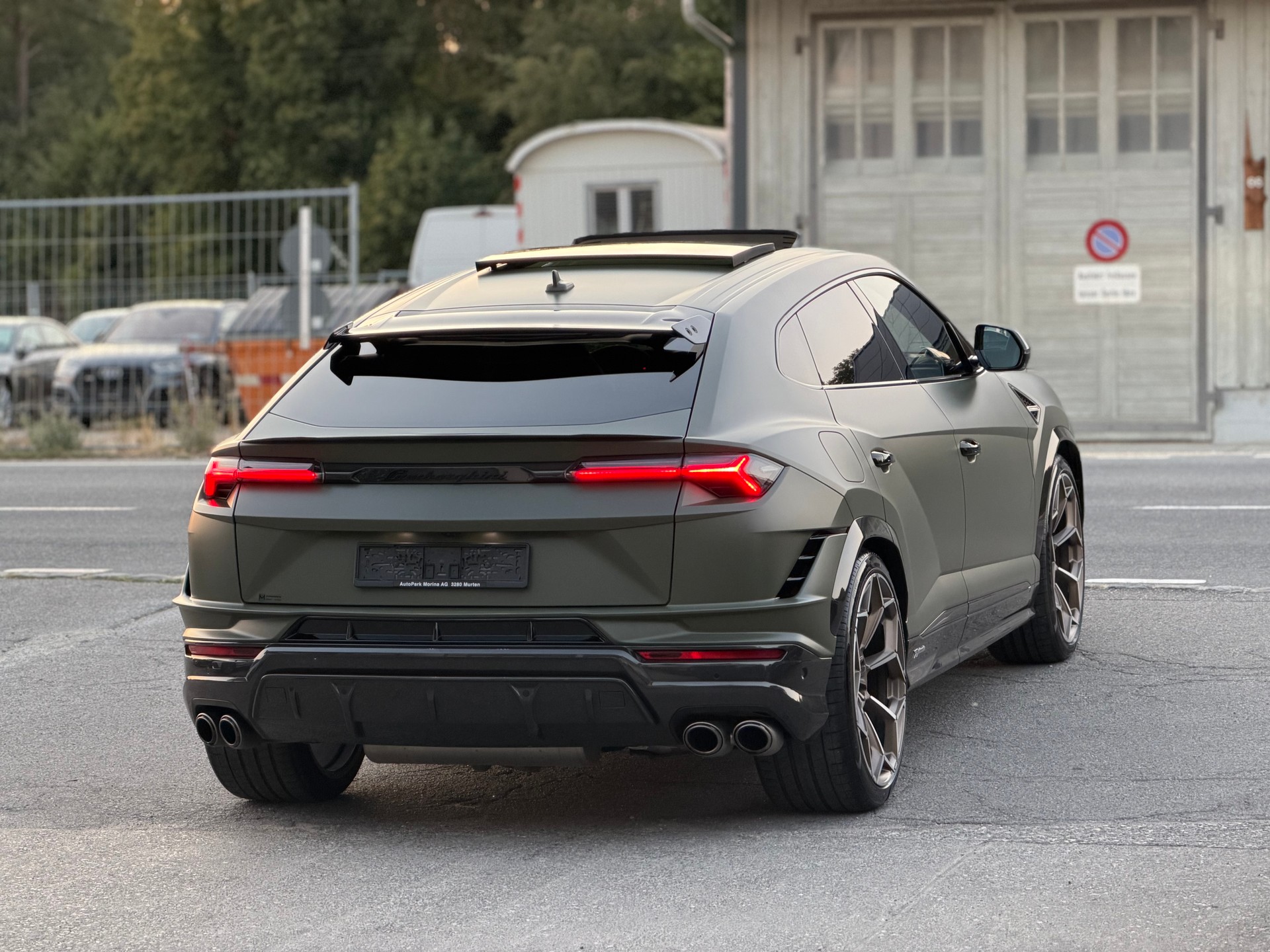 LAMBORGHINI Urus Performante Akrapovic-image-4