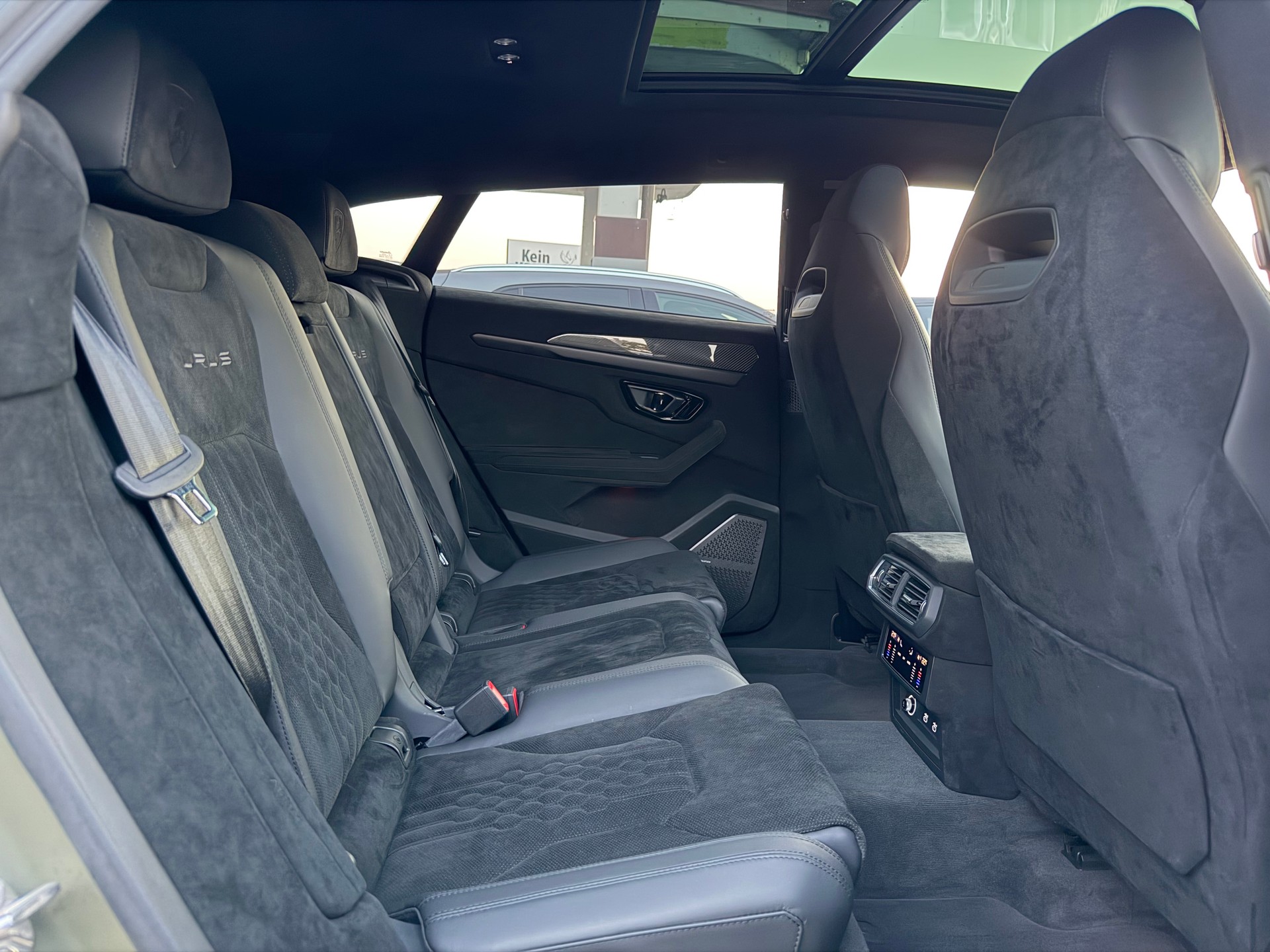 LAMBORGHINI Urus Performante Akrapovic-image-20
