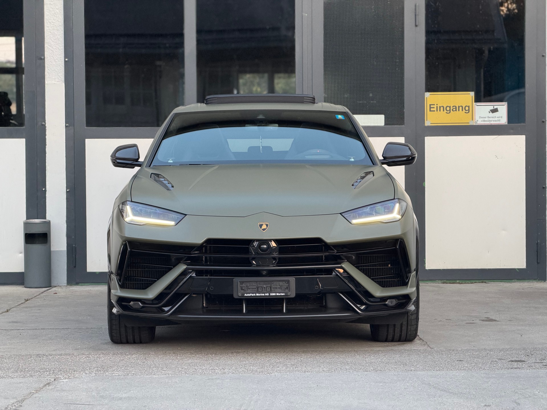 LAMBORGHINI Urus Performante Akrapovic-image-2