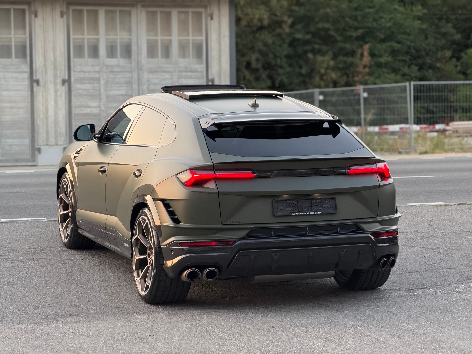 LAMBORGHINI Urus Performante Akrapovic-image-6
