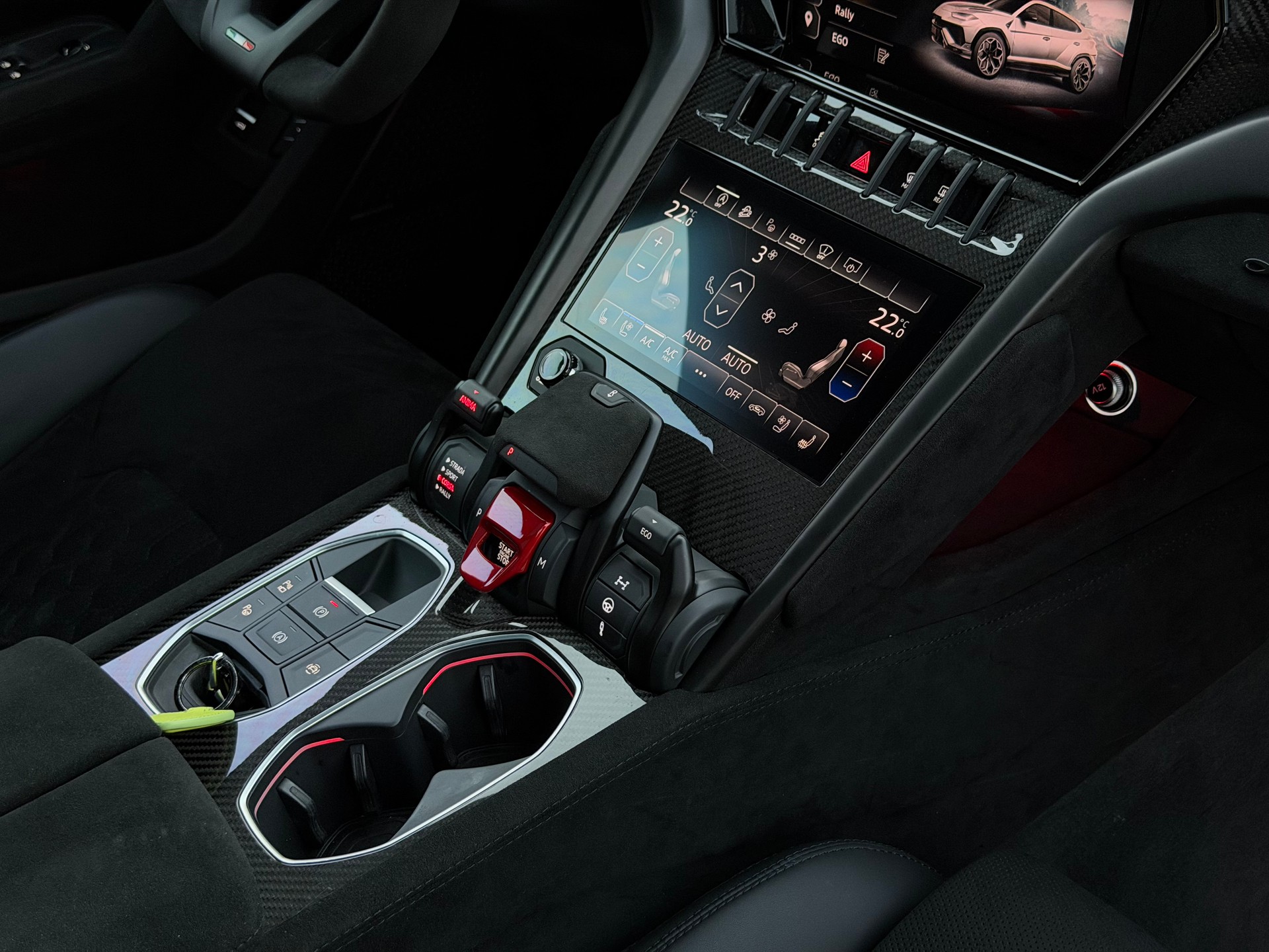 LAMBORGHINI Urus Performante Akrapovic-image-25
