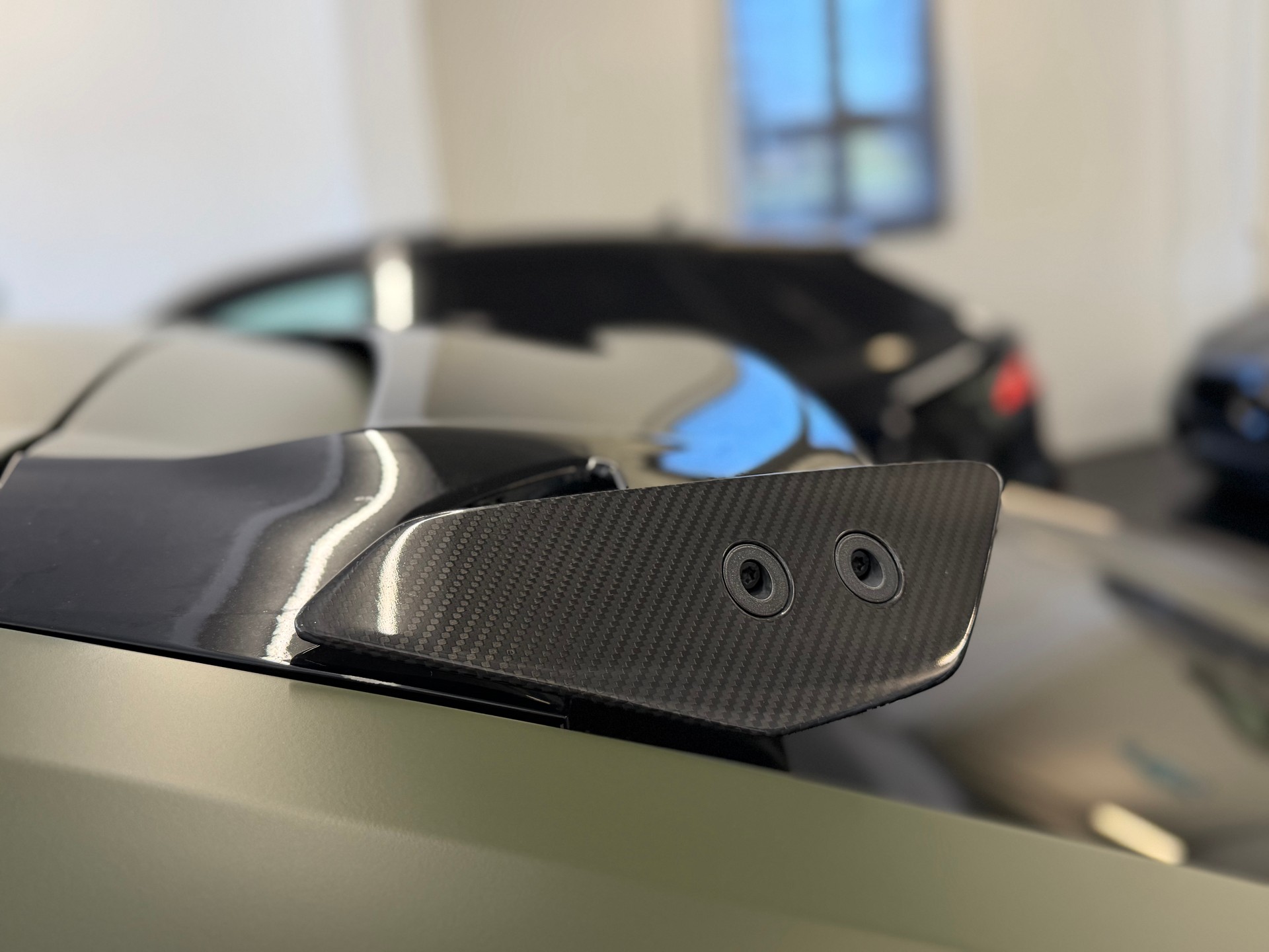 LAMBORGHINI Urus Performante Akrapovic-image-15