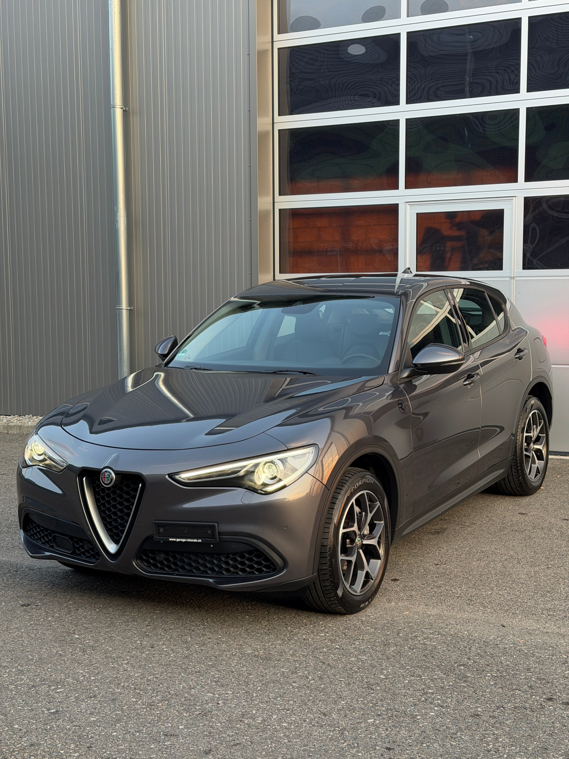 ALFA ROMEO Stelvio 2.0 Sport Q4 Automatic-image-0